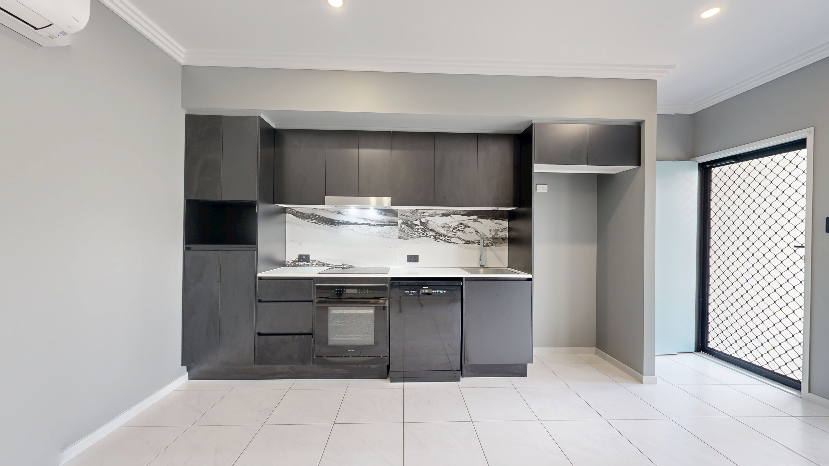 50 Holyoak Avenue, Oonoonba, QLD 4811