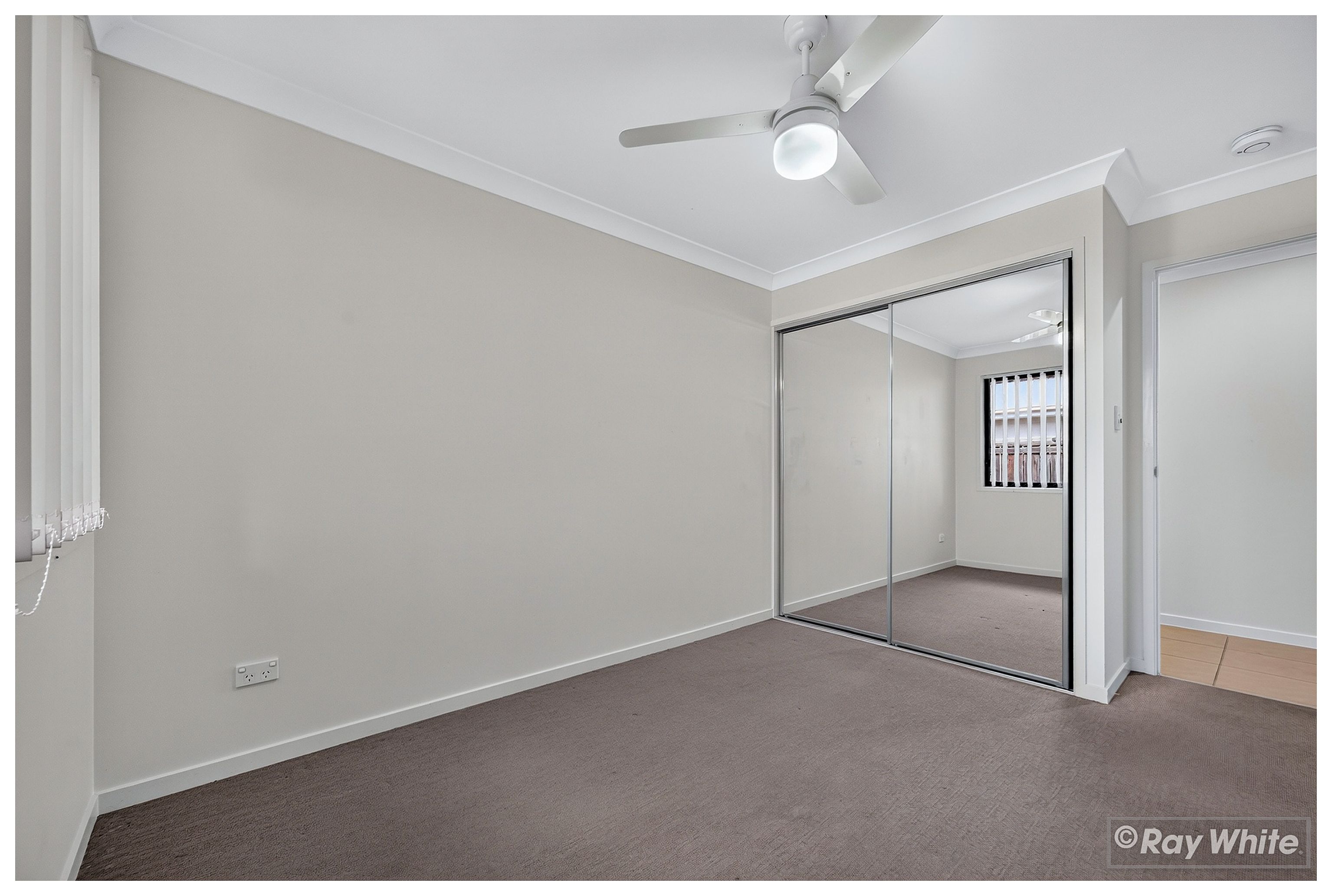 40 Varsity Crescent — photo 18 of 30