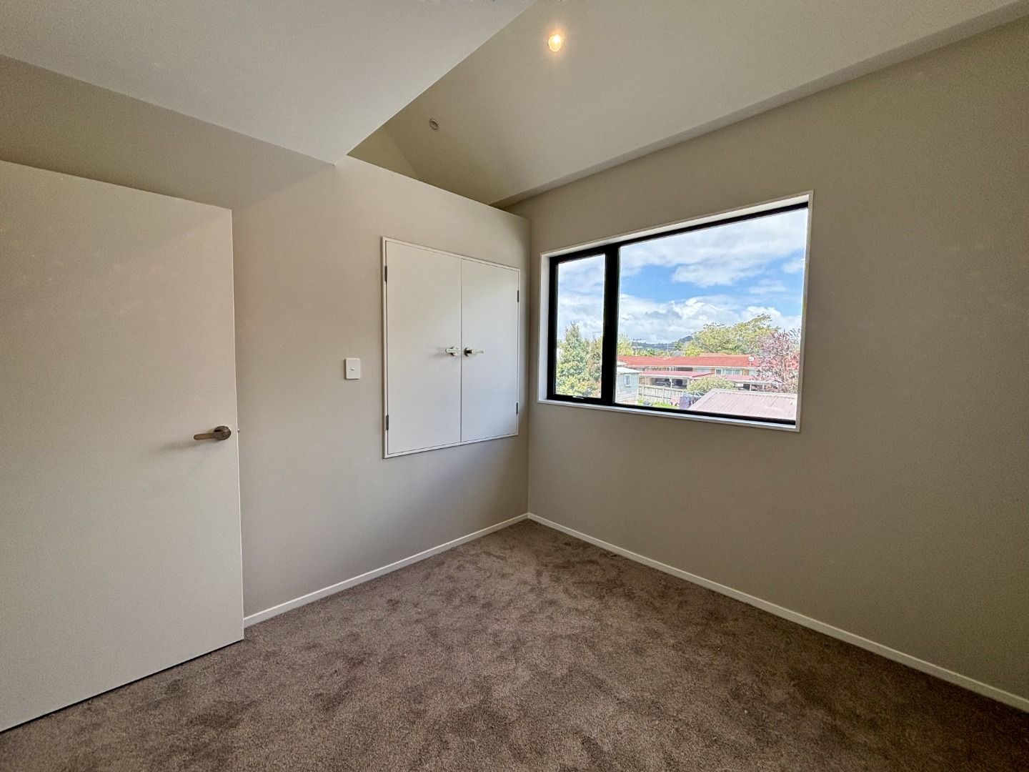 8/73 Glendale Road, Glen Eden, Waitakere City