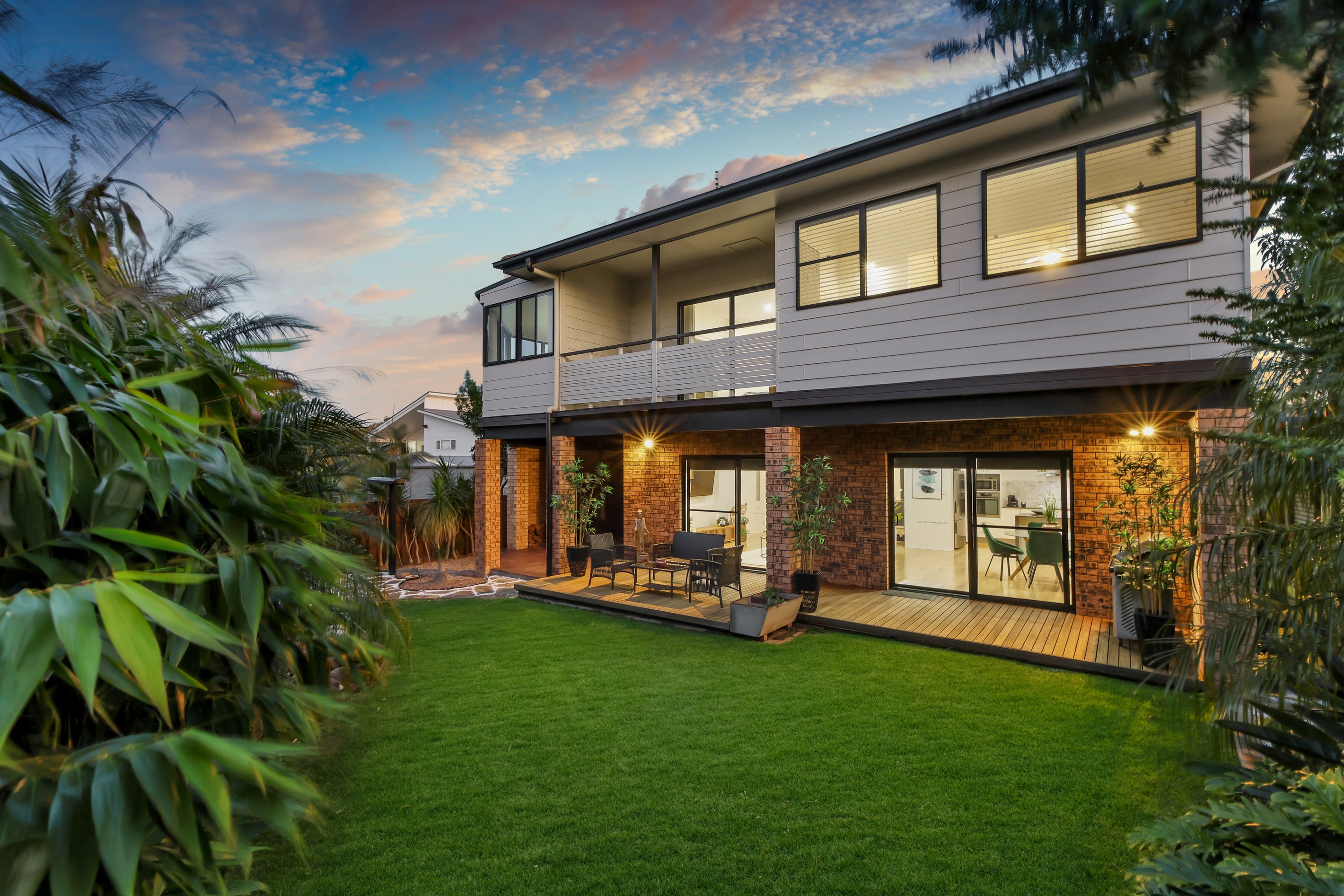 27 Birrabang Avenue, Summerland Point, NSW 2259