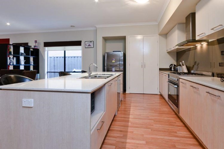 16 Cradle Mountain Drive, Craigieburn, VIC 3064