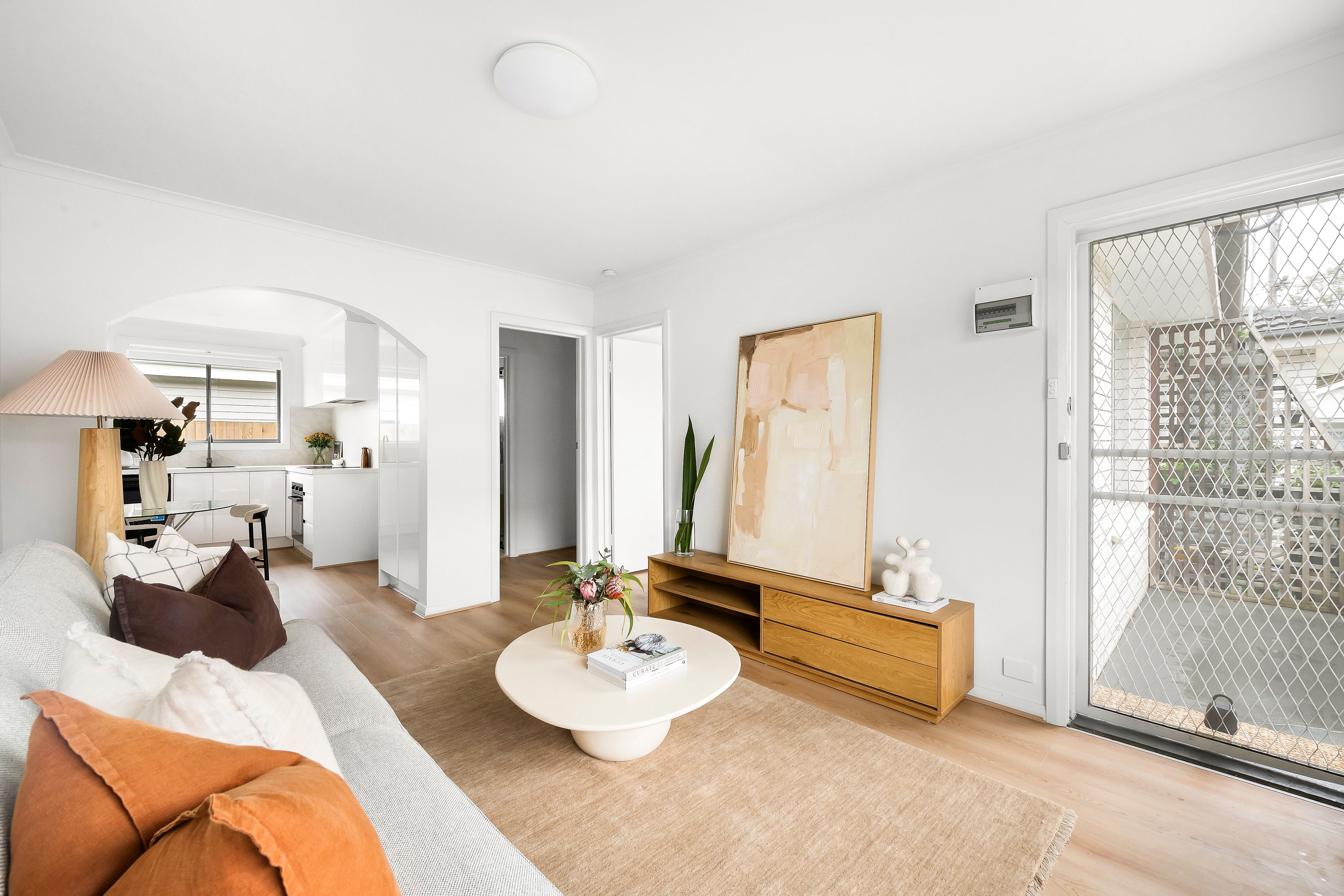 2/388 Albion Street — photo 4 of 16