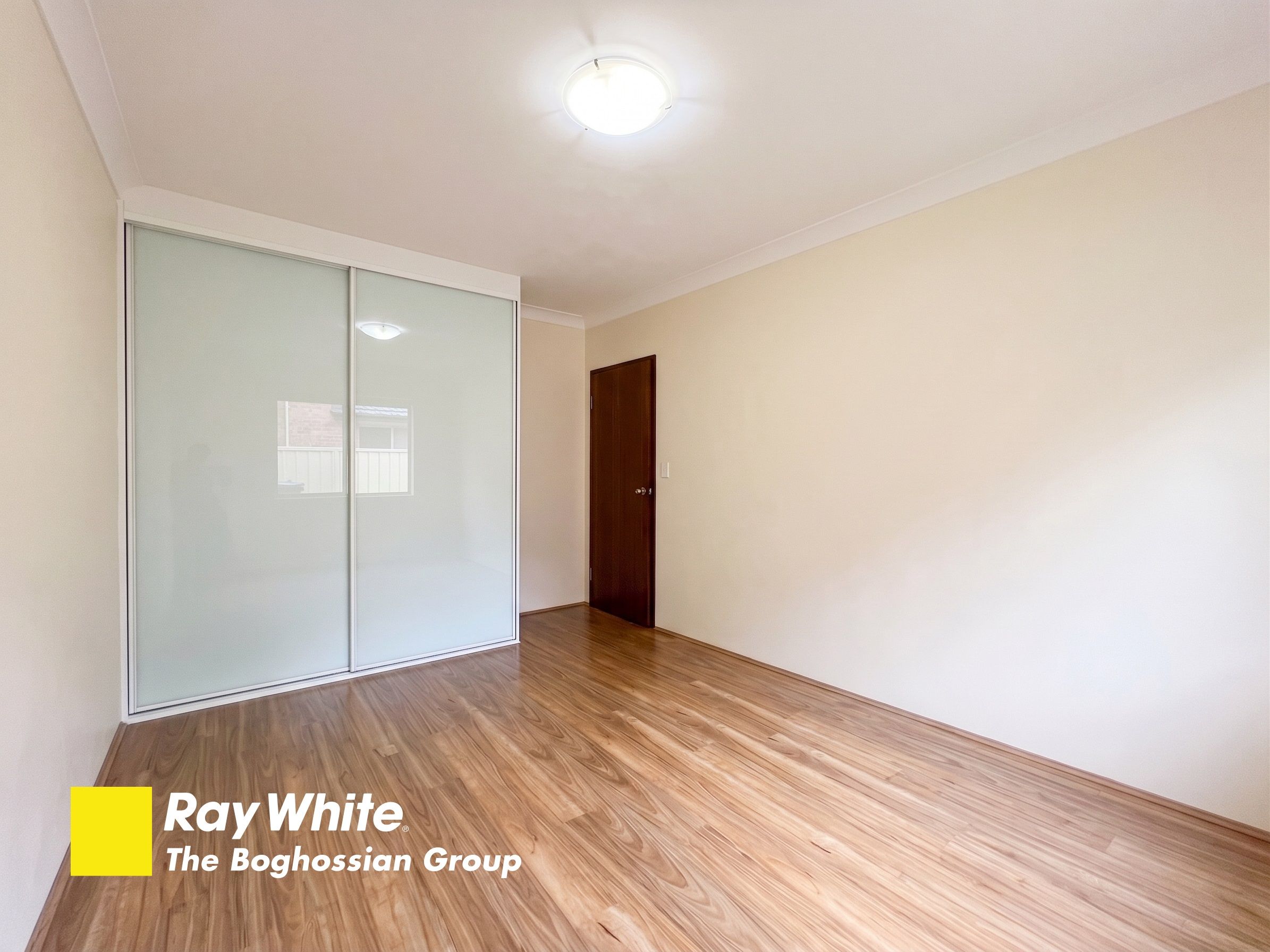 2/45-47 Carrington Avenue — photo 5 of 6