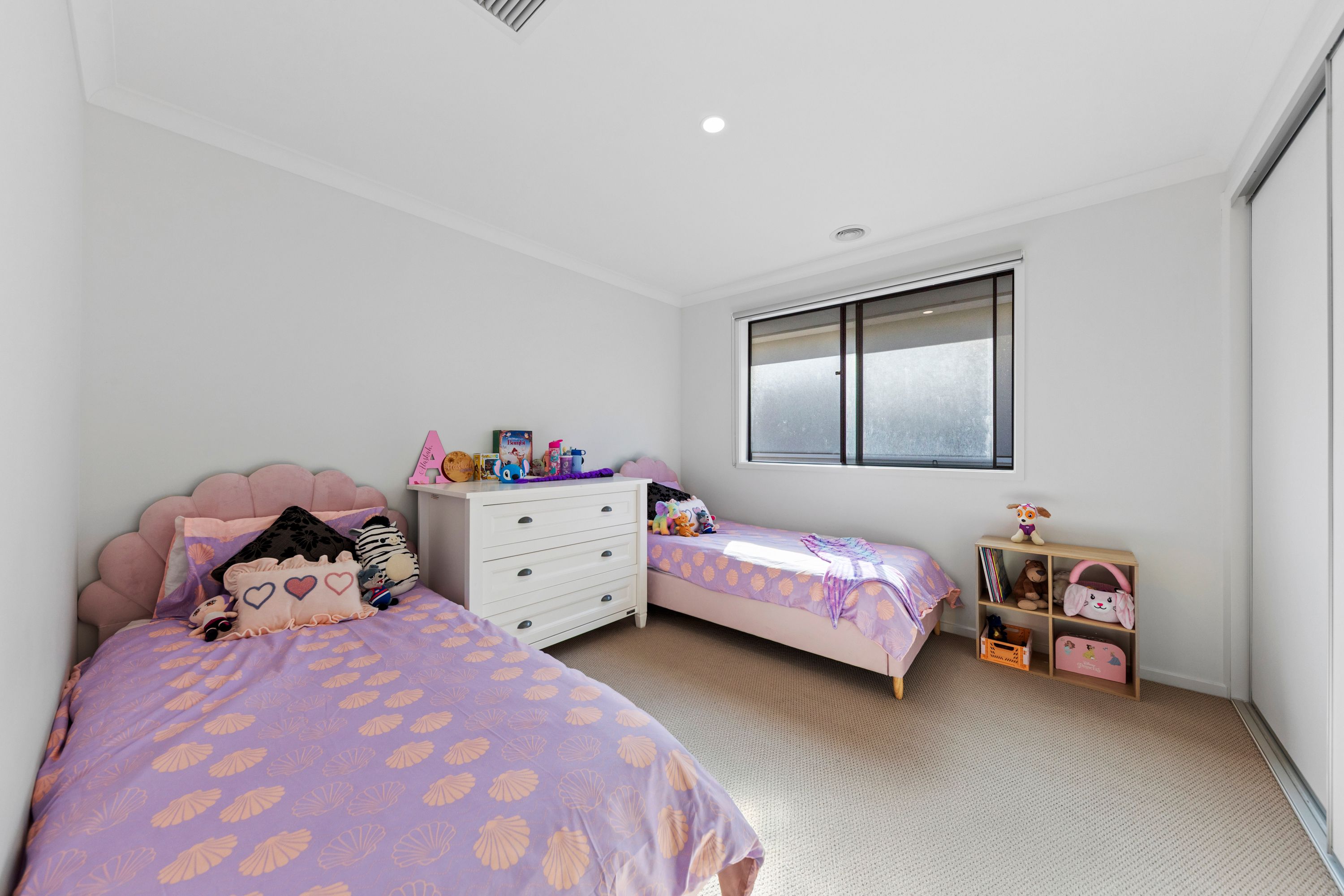 25 Hastings Way — photo 11 of 27
