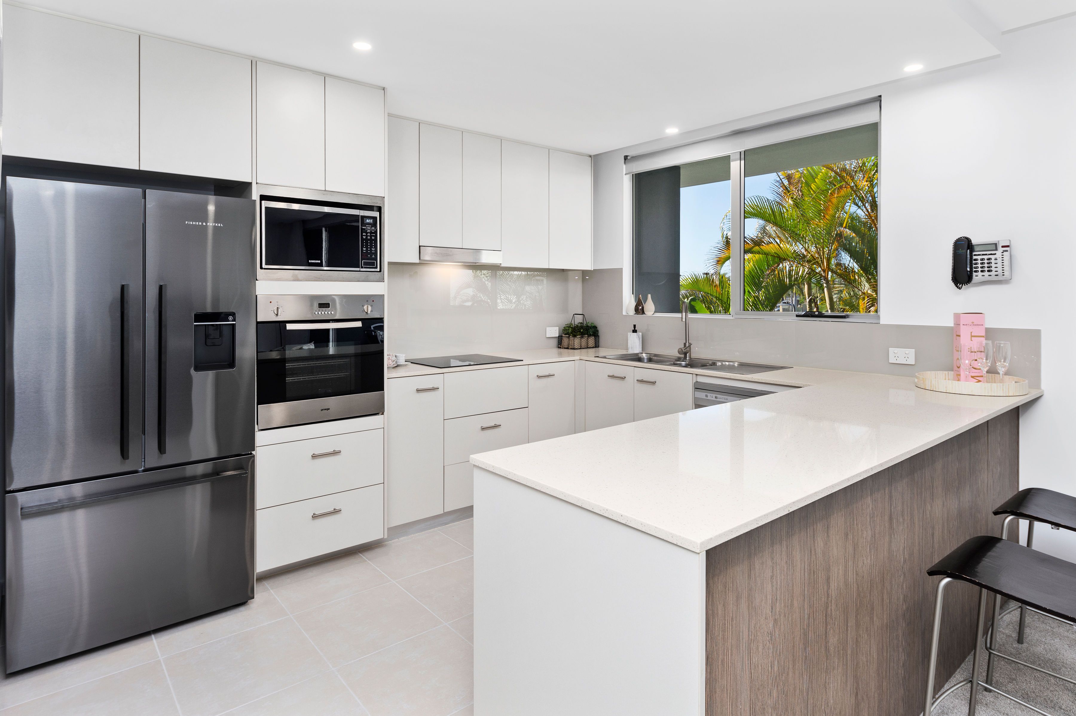 3203 2 Activa Way, Hope Island, QLD 4212