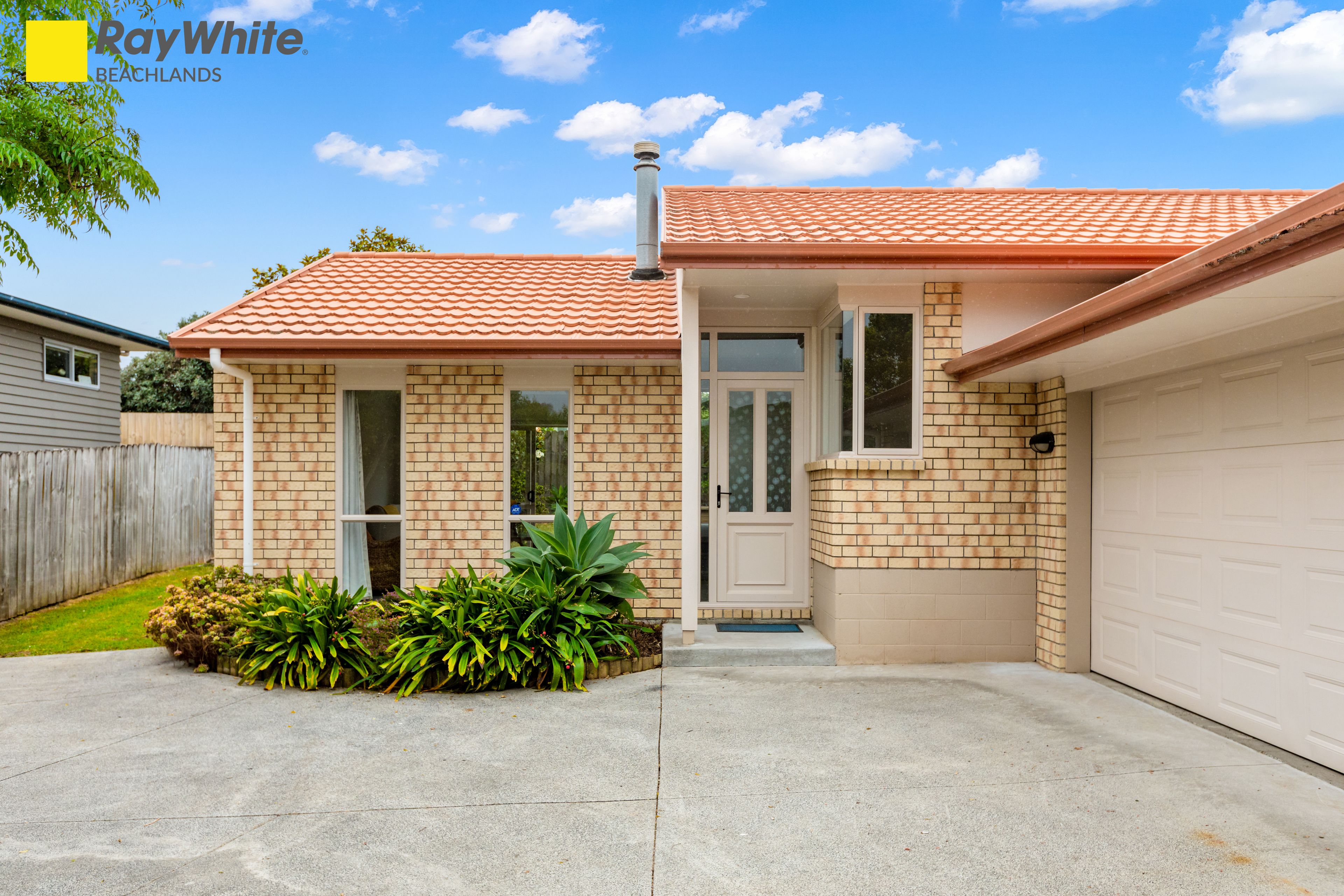 3 Glesan Place, Beachlands, Manukau City