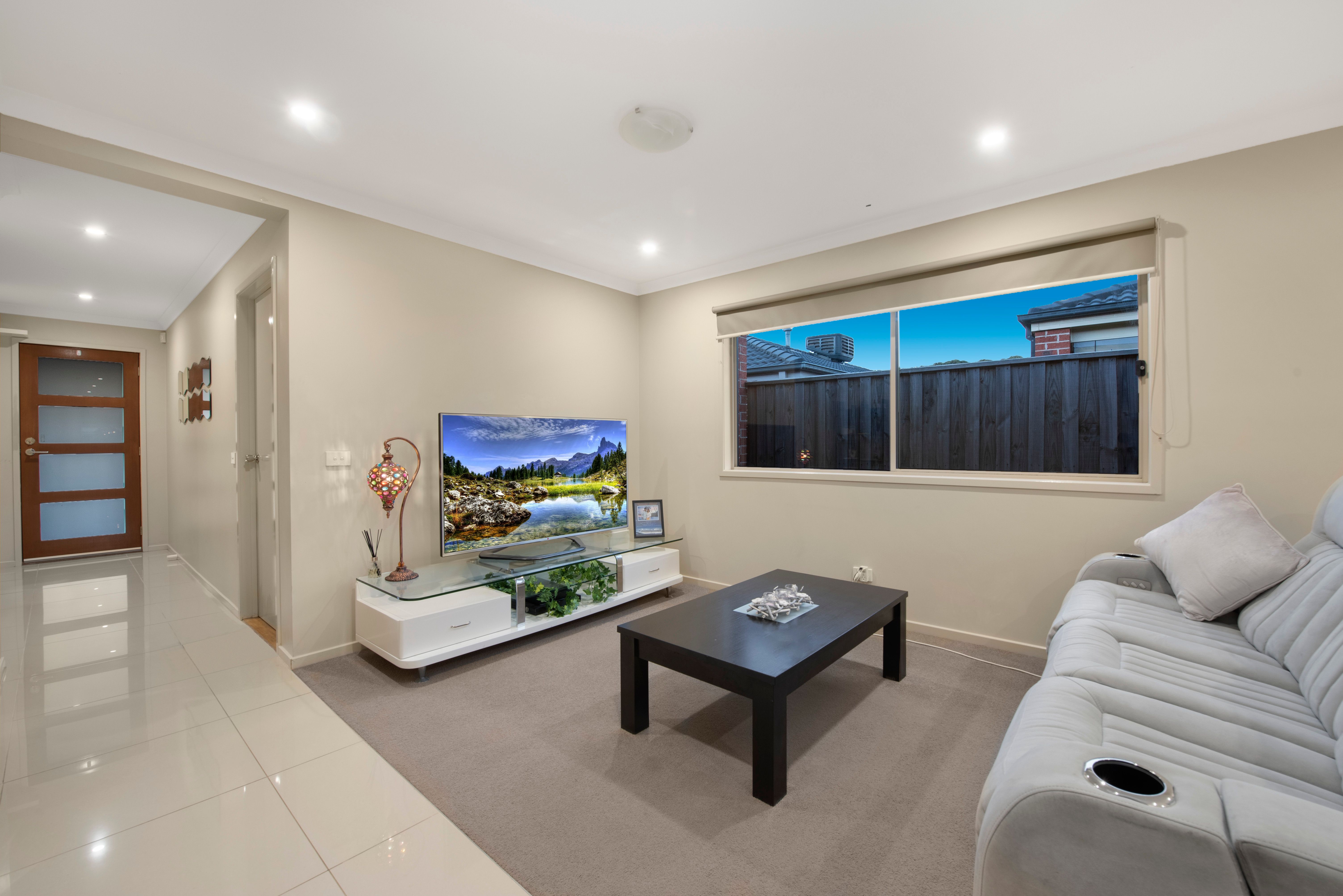 34 Saffron Avenue, Officer, VIC 3809