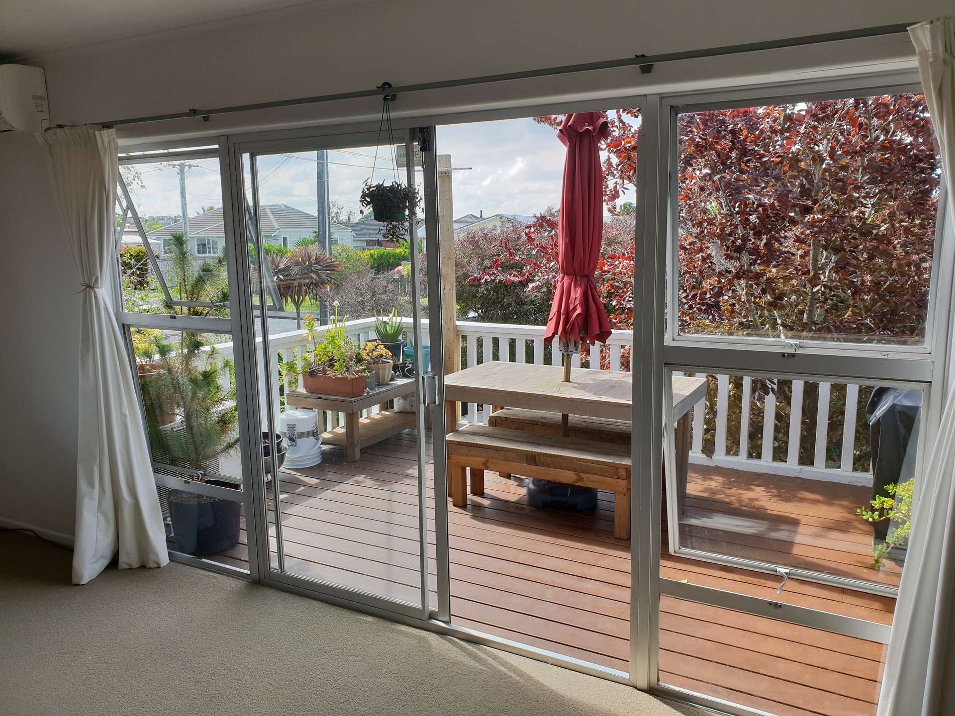 47 Totara Road photo 1