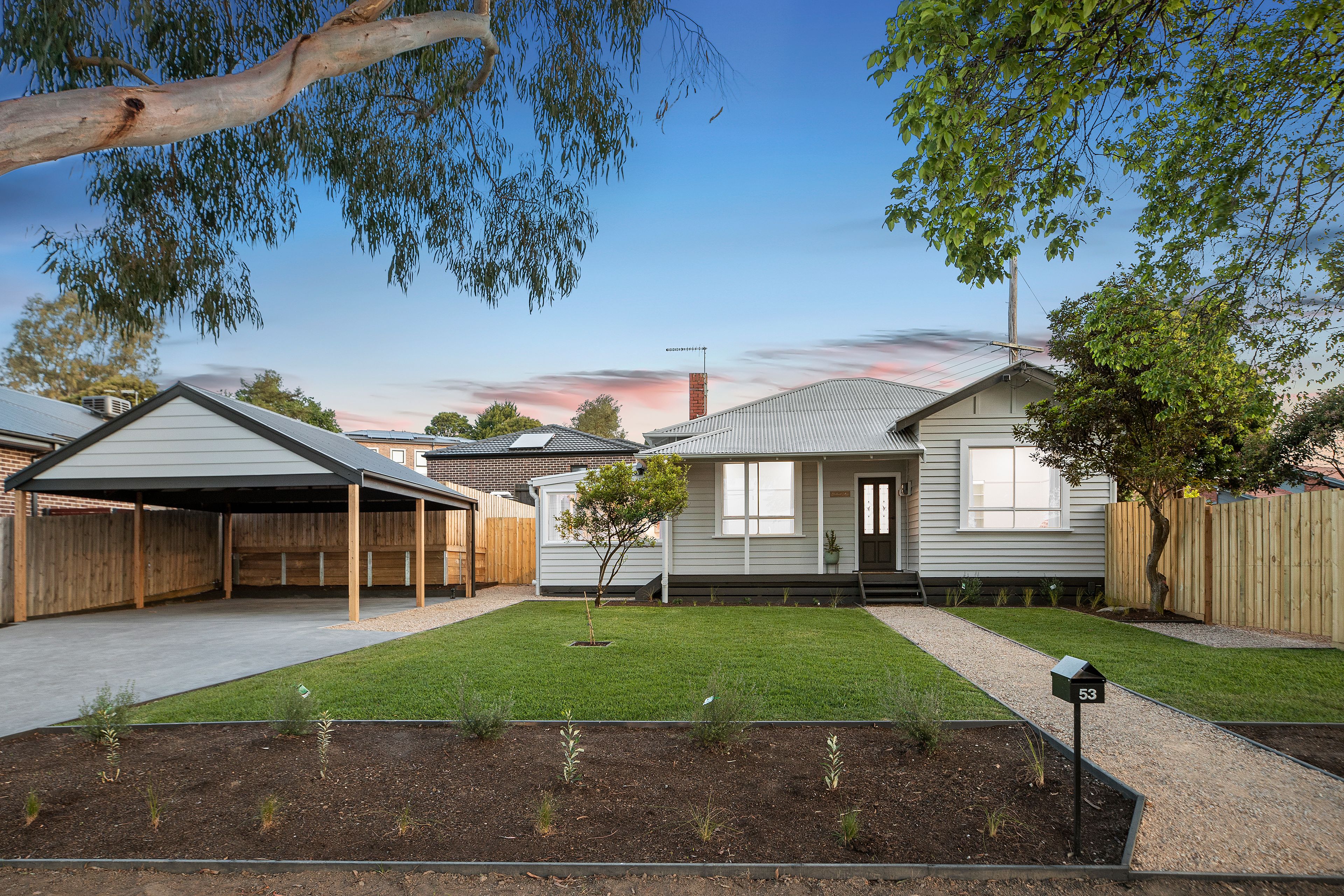 53 Blackwood Park Road, Ferntree Gully, VIC 3156 Sold House Ray