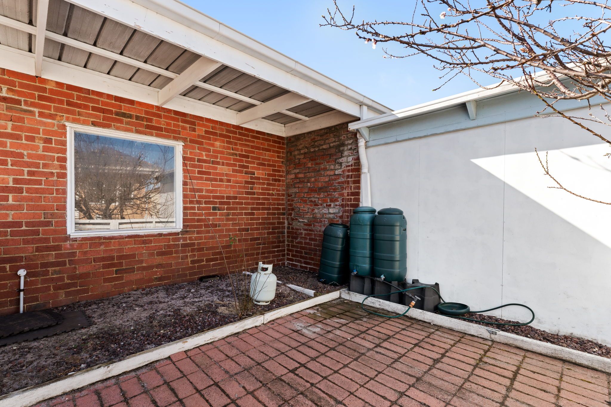 286 Station Street — photo 19 of 27