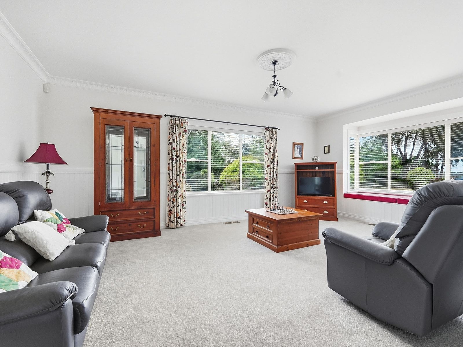 54 Berrilee Road — photo 13 of 30