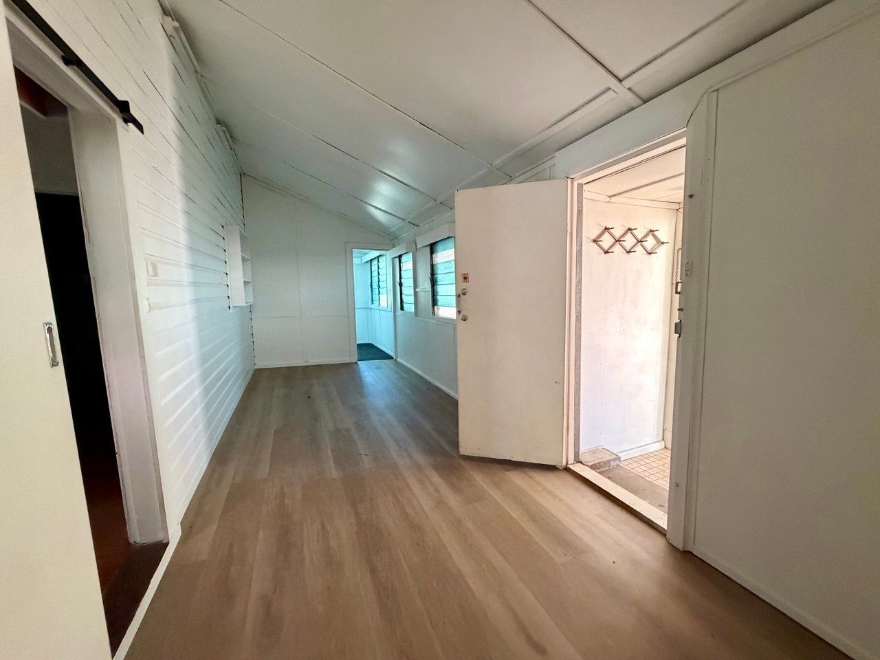 48 Grenfell Street — photo 4 of 10
