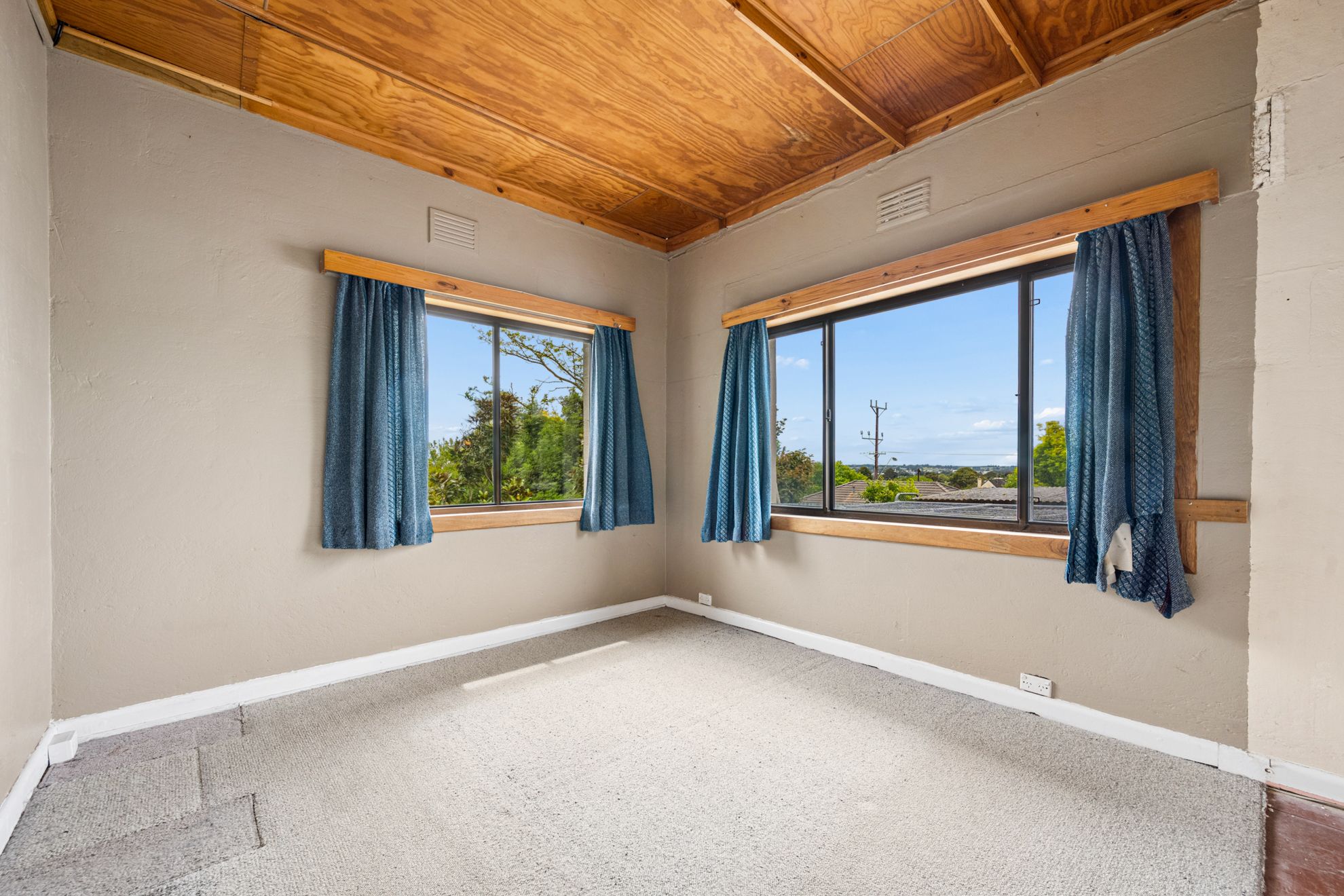 97 Bay Road — photo 7 of 16