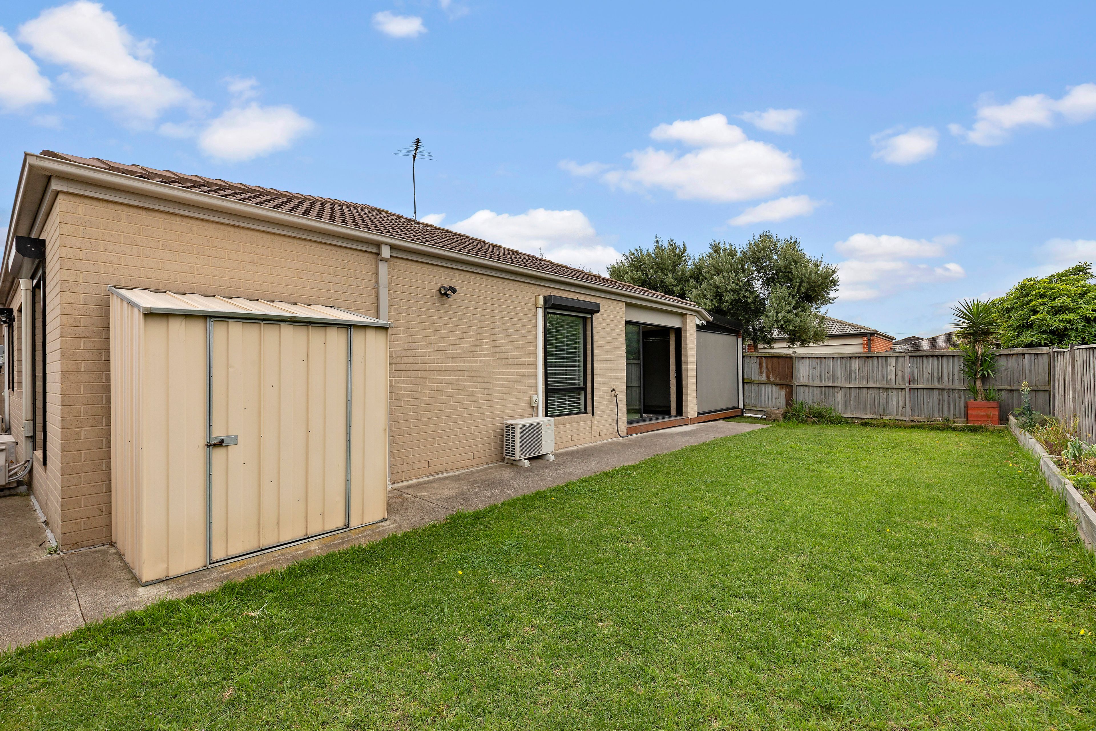 39 Europa Bend — photo 8 of 9