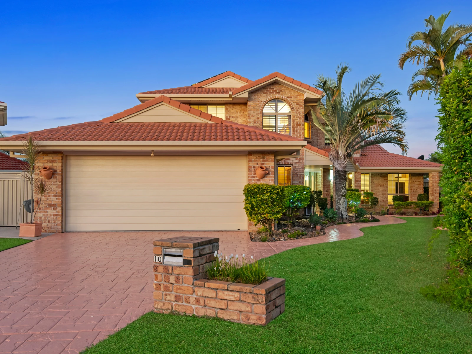 10 Rya Close, Calamvale, QLD 4116