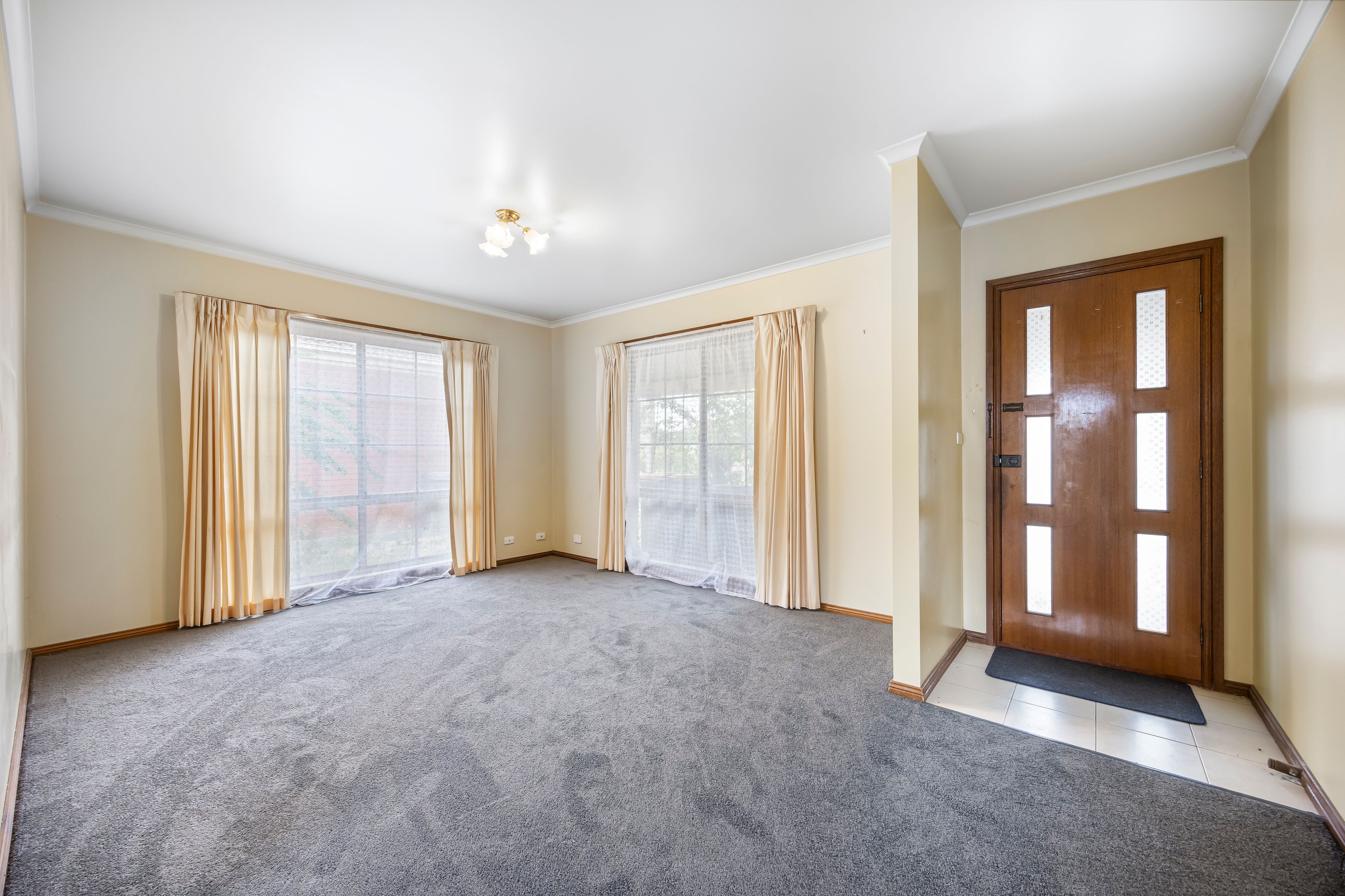 2/41 McNulty Drive, Wendouree, VIC 3355