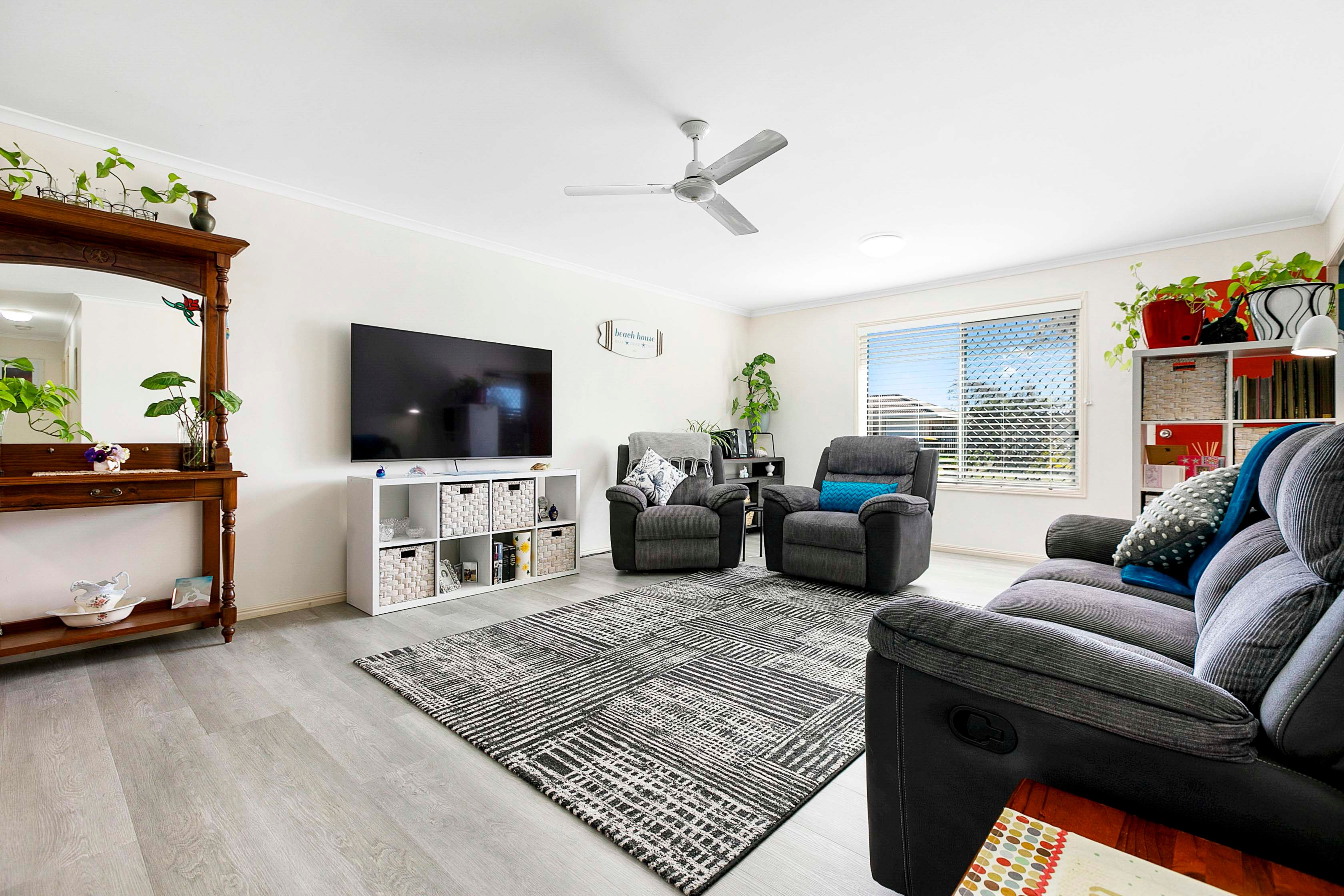 6 Sonder Street, Urangan, QLD 4655