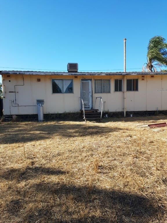 21 Ikewa Street, Mingenew, WA 6522
