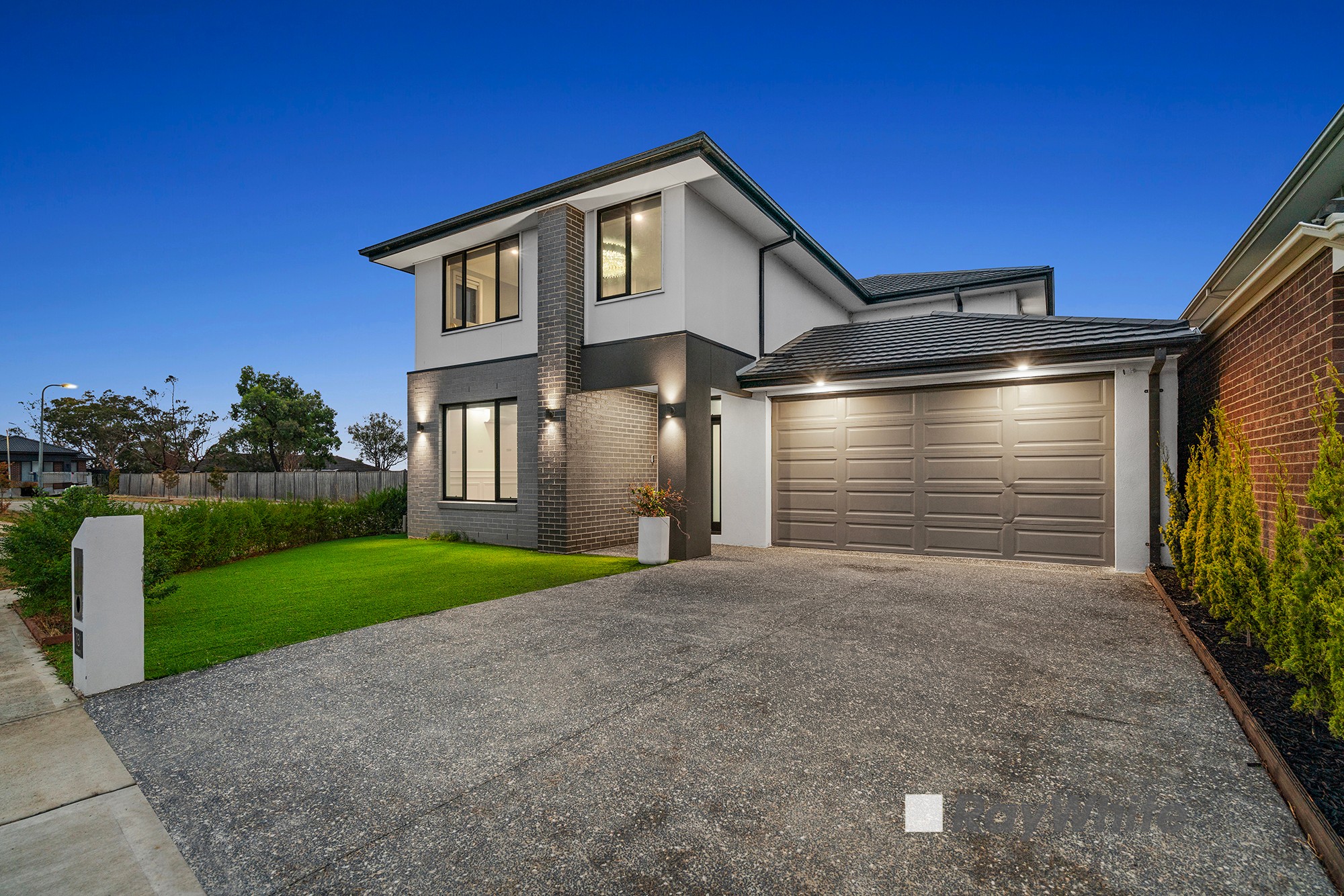 13 Damice Street, Clyde North, VIC 3978