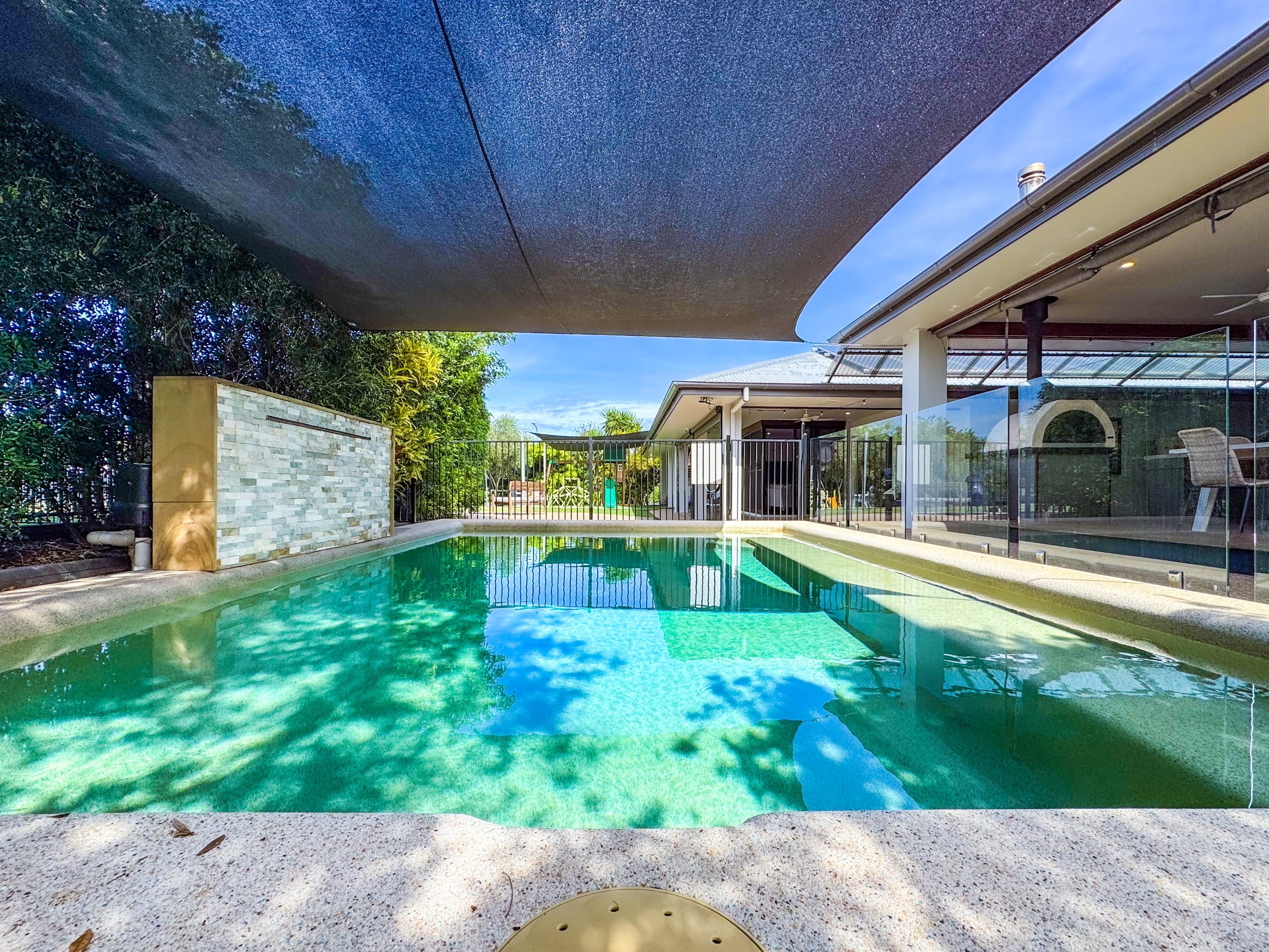 2 Purtaboi Close, Mission Beach, QLD 4852