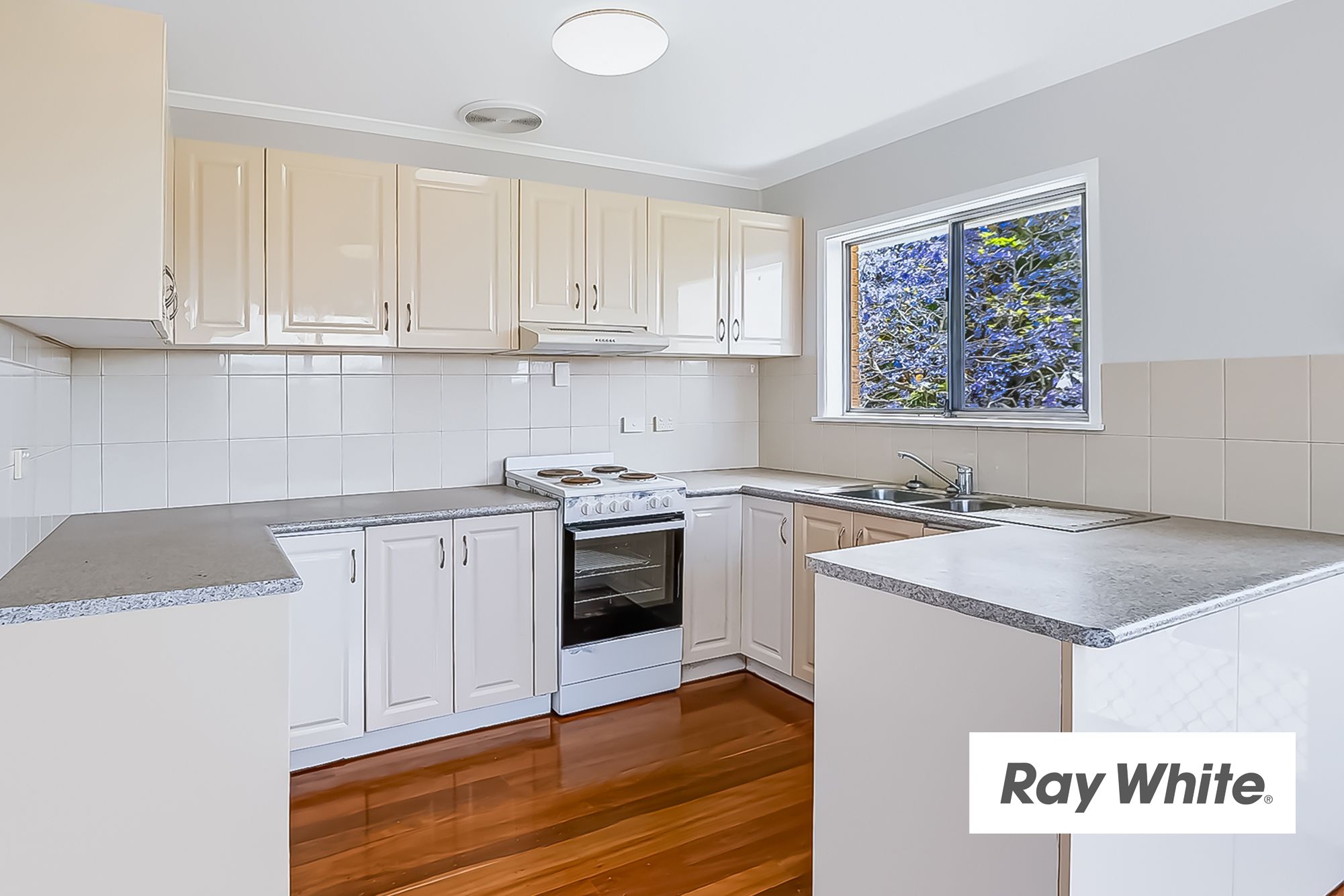 14 Pandeen Road — photo 5 of 13