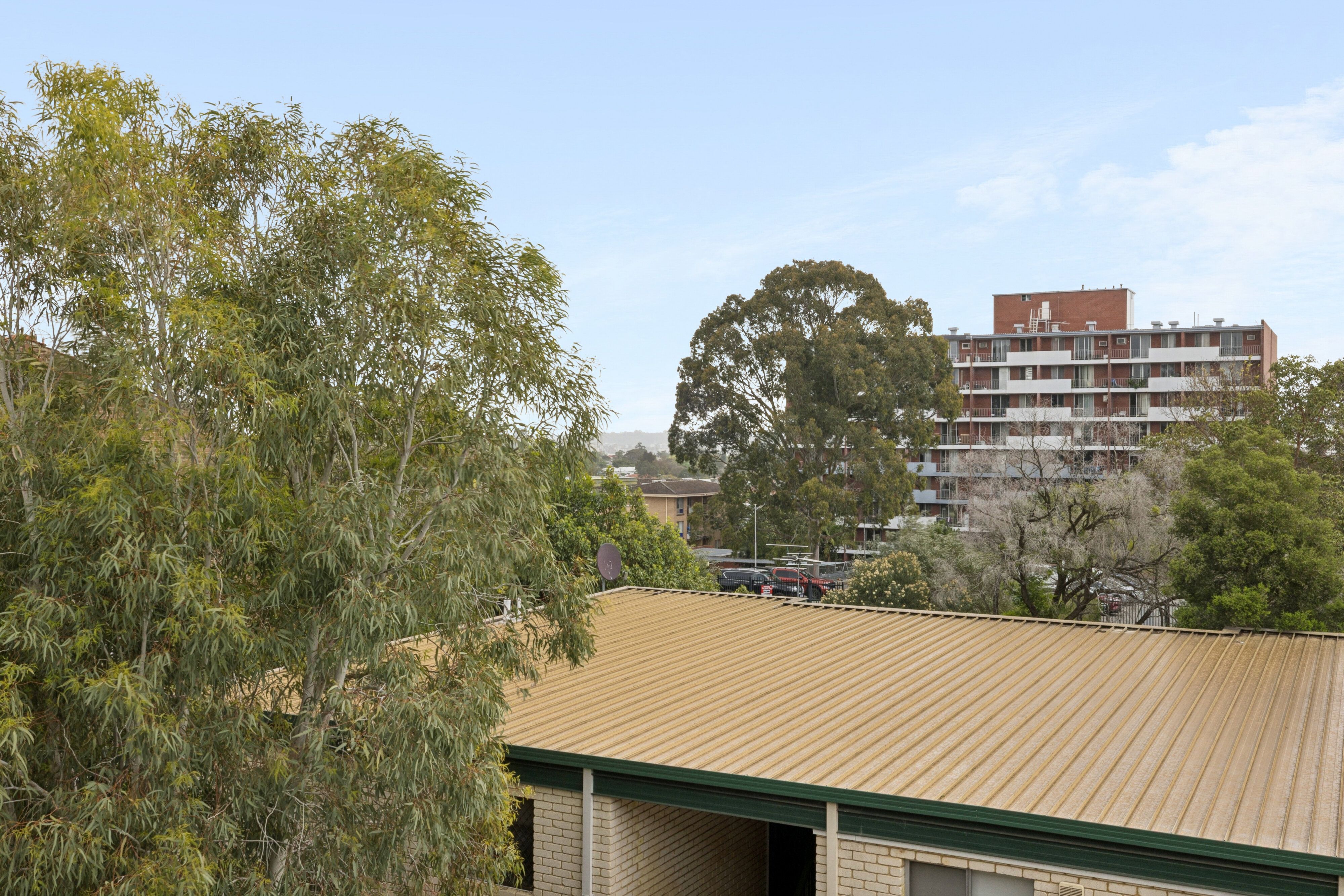 15/72 King George Street — photo 9 of 30