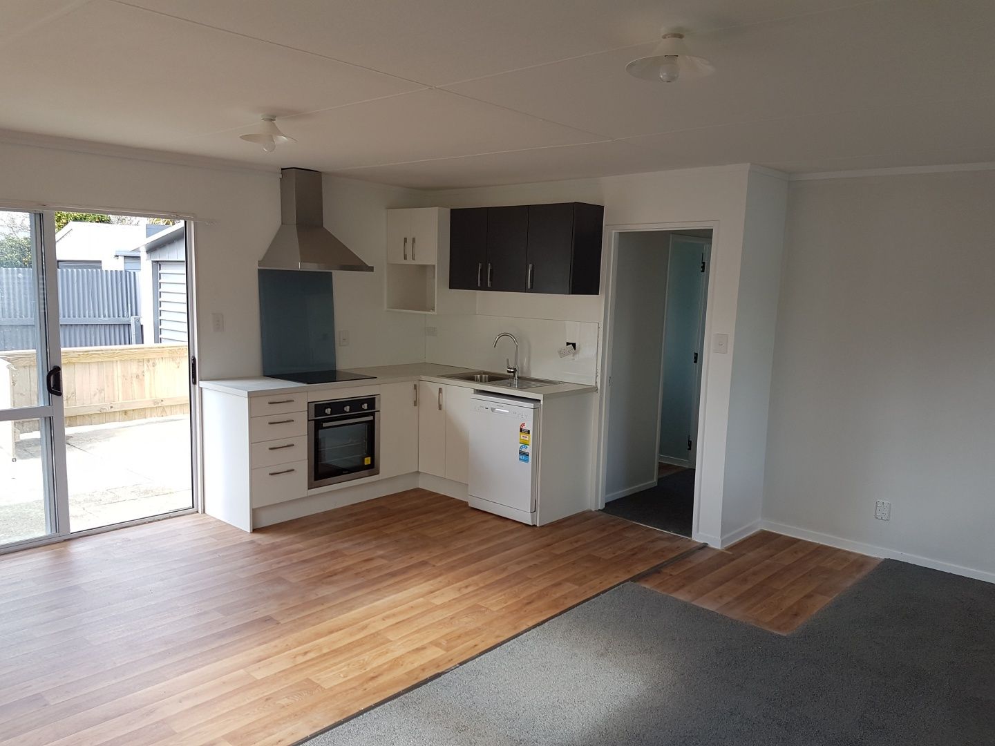 Tidy 2 Bedroom in Hokowhitu 2