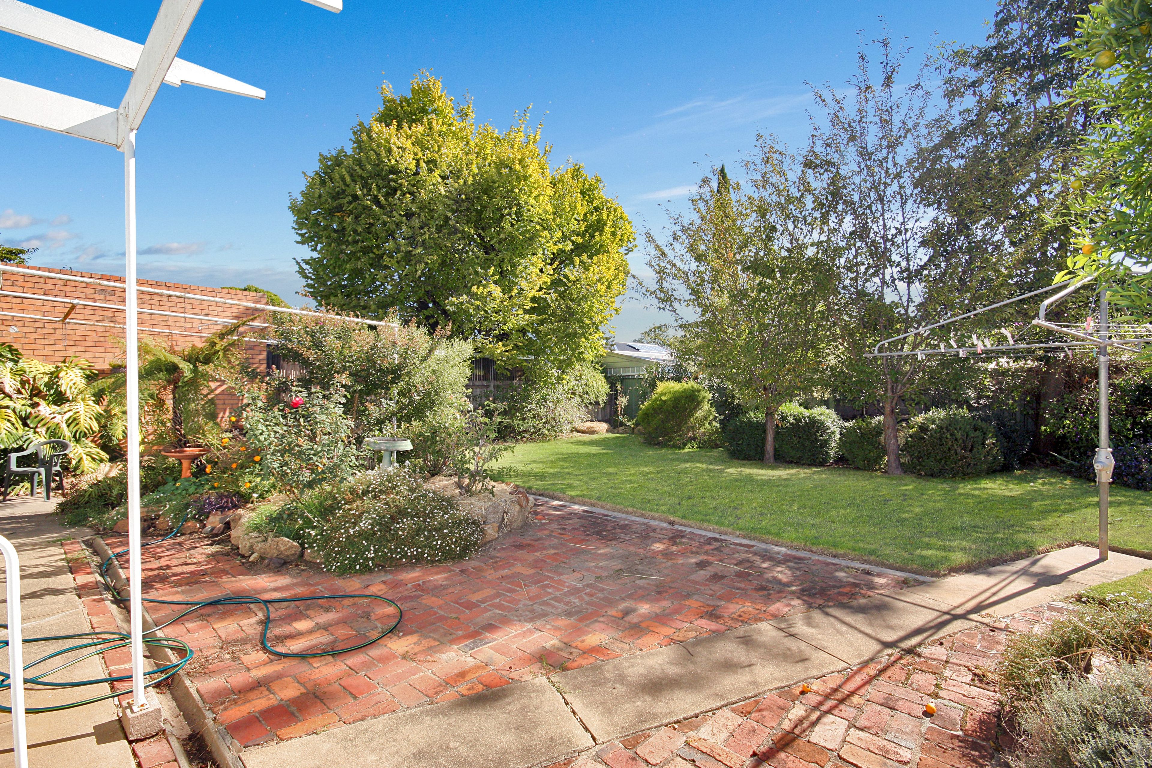 12 Harrison Avenue, Benalla, VIC 3672
