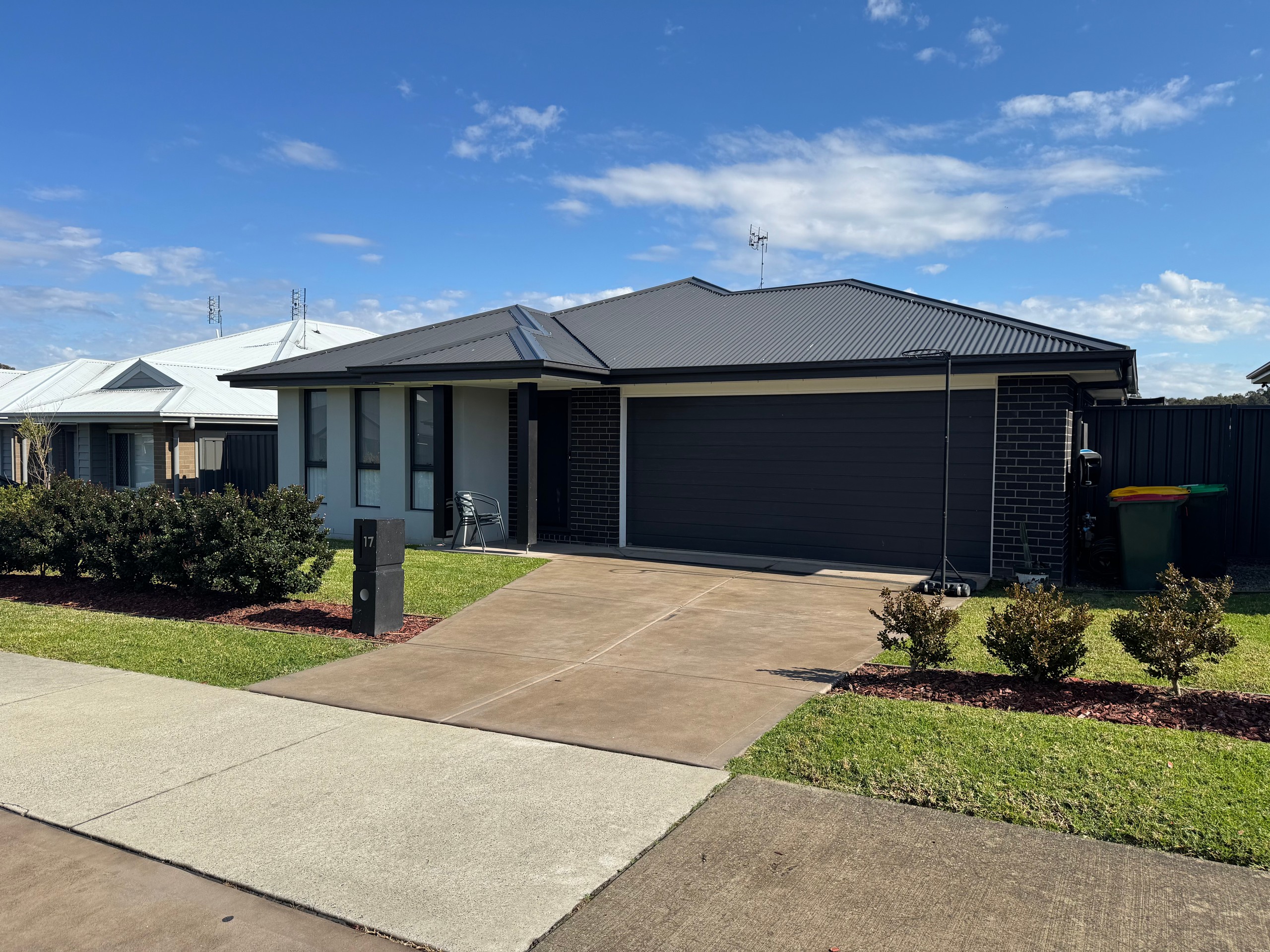 17 Crestwood Road, Thornton, NSW 2322