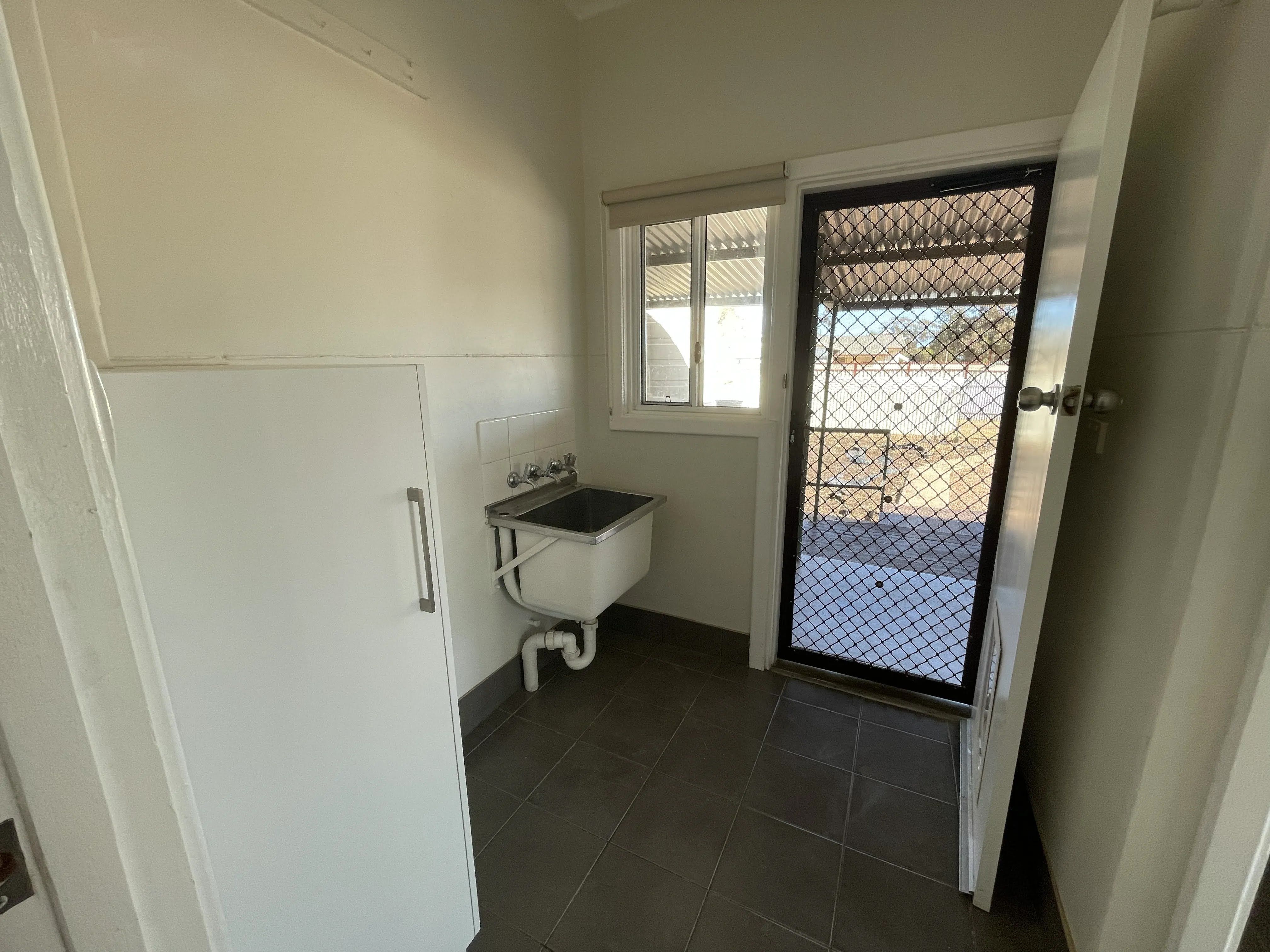 47 Gordon Street — photo 11 of 14
