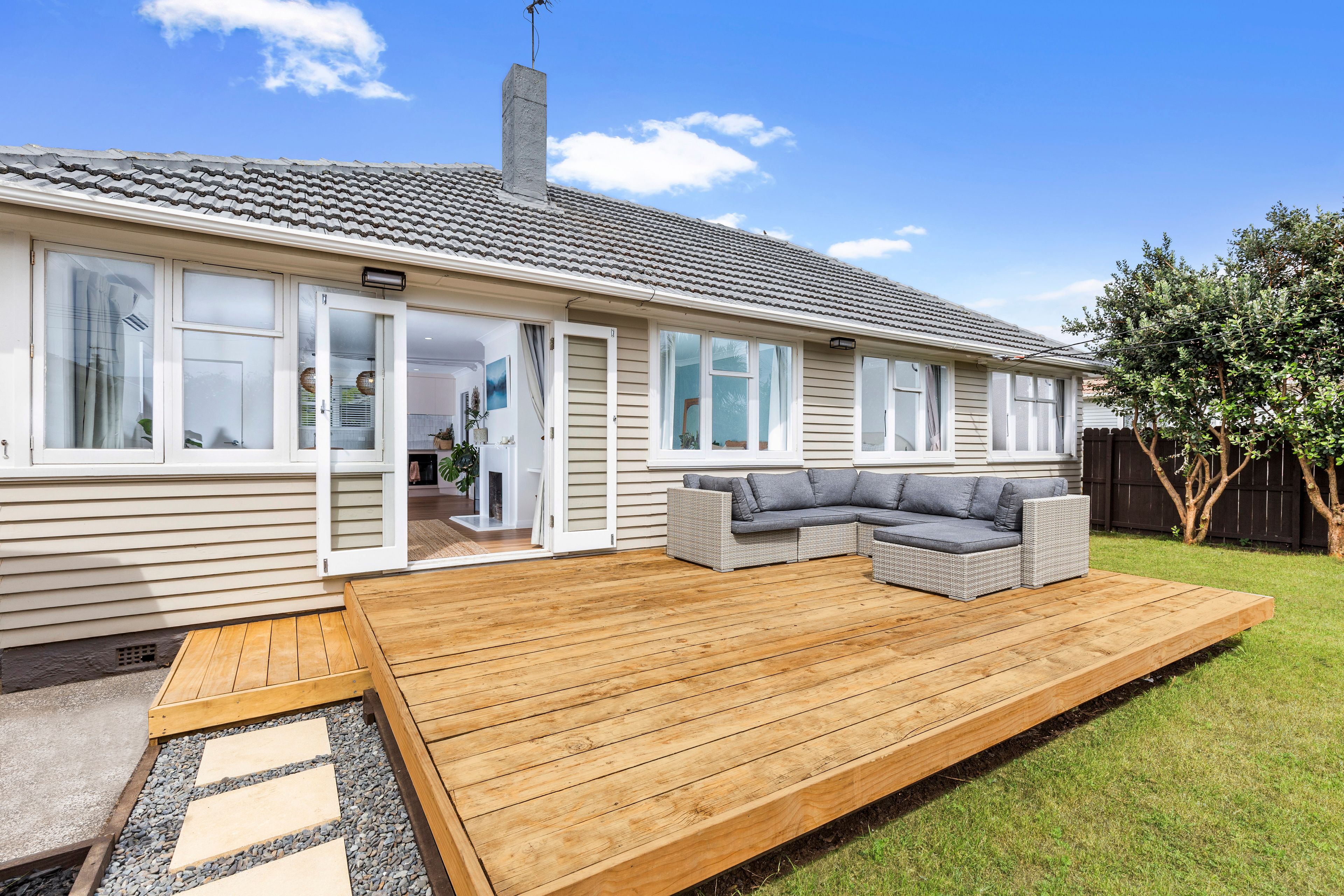 6 Coral Crescent, Panmure, Auckland City
