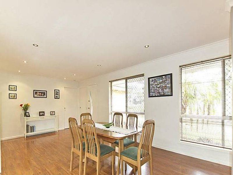 16 Tanager Street, Albany Creek, QLD 4035