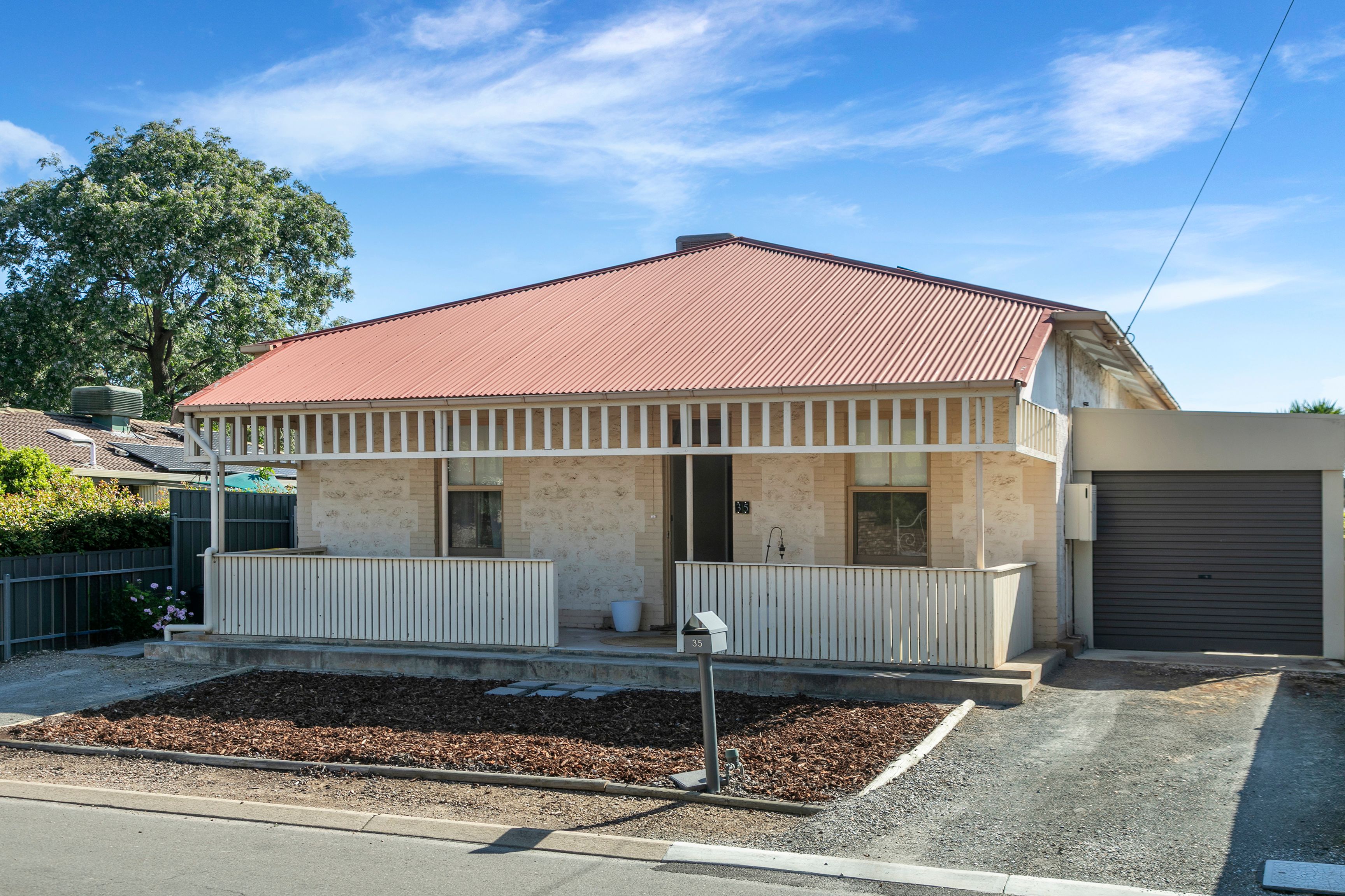 35 Brown Street , Willaston SA 5118