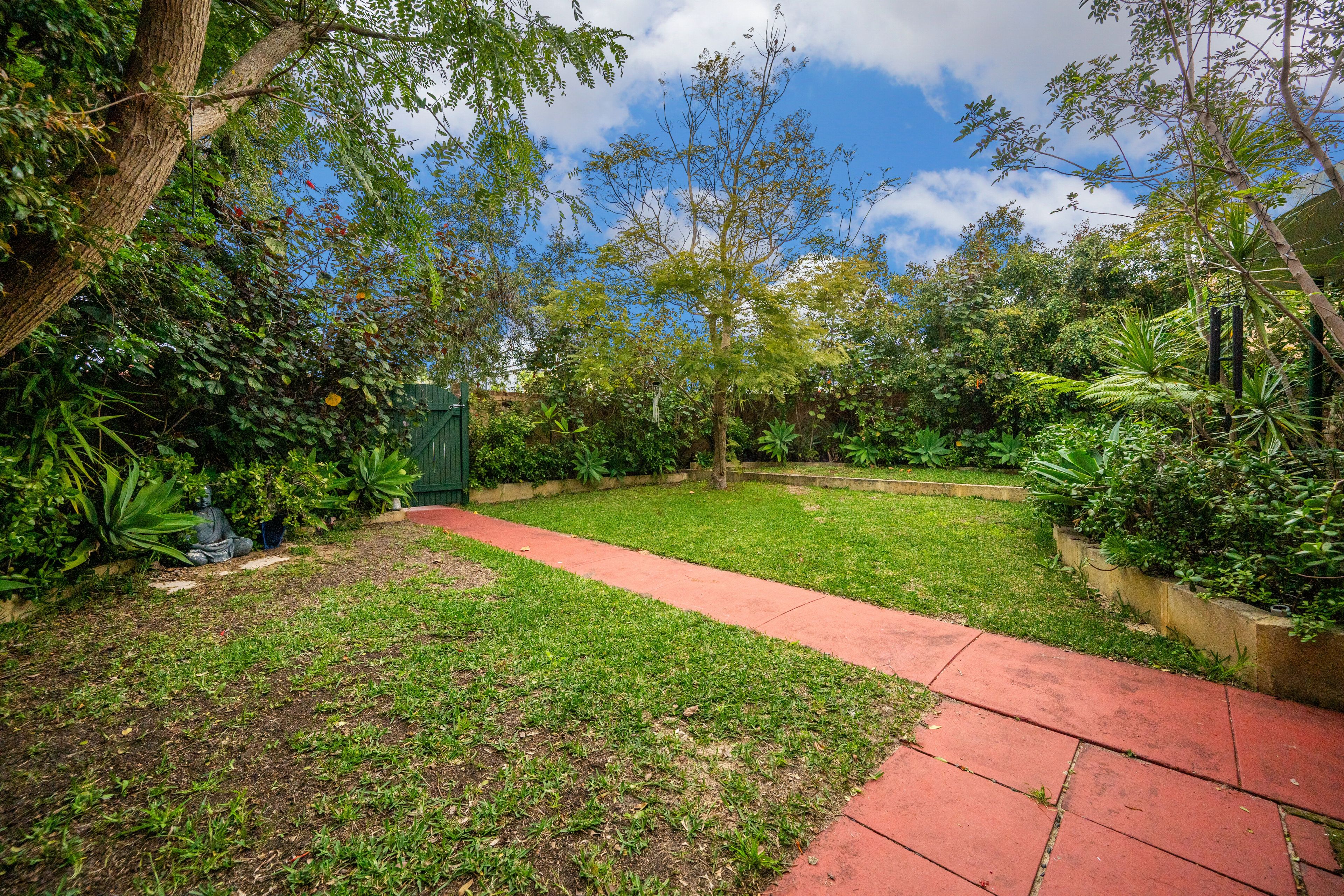 68 Monash Avenue — photo 21 of 23