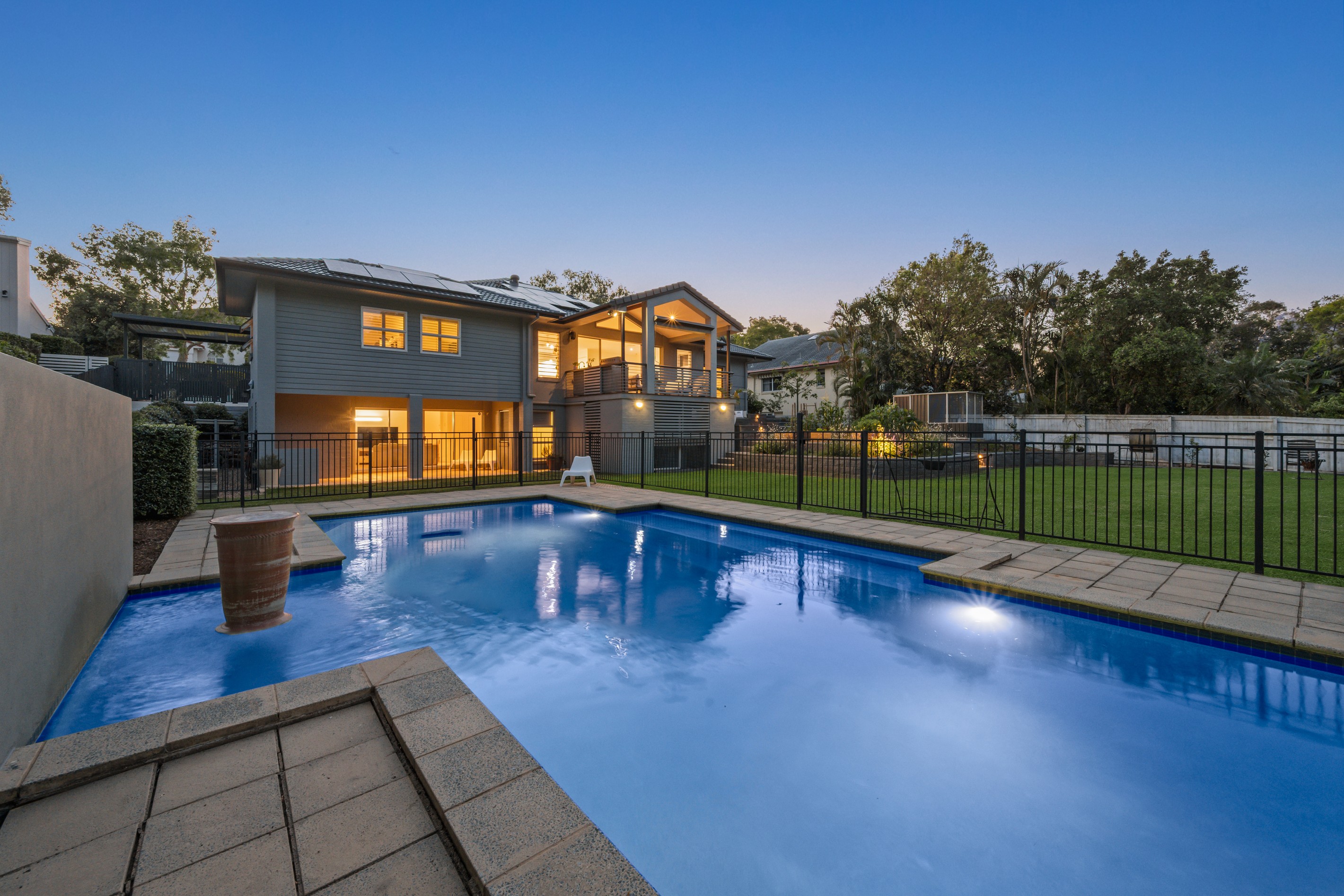 28 Boyd Terrace, Brookfield, QLD 4069