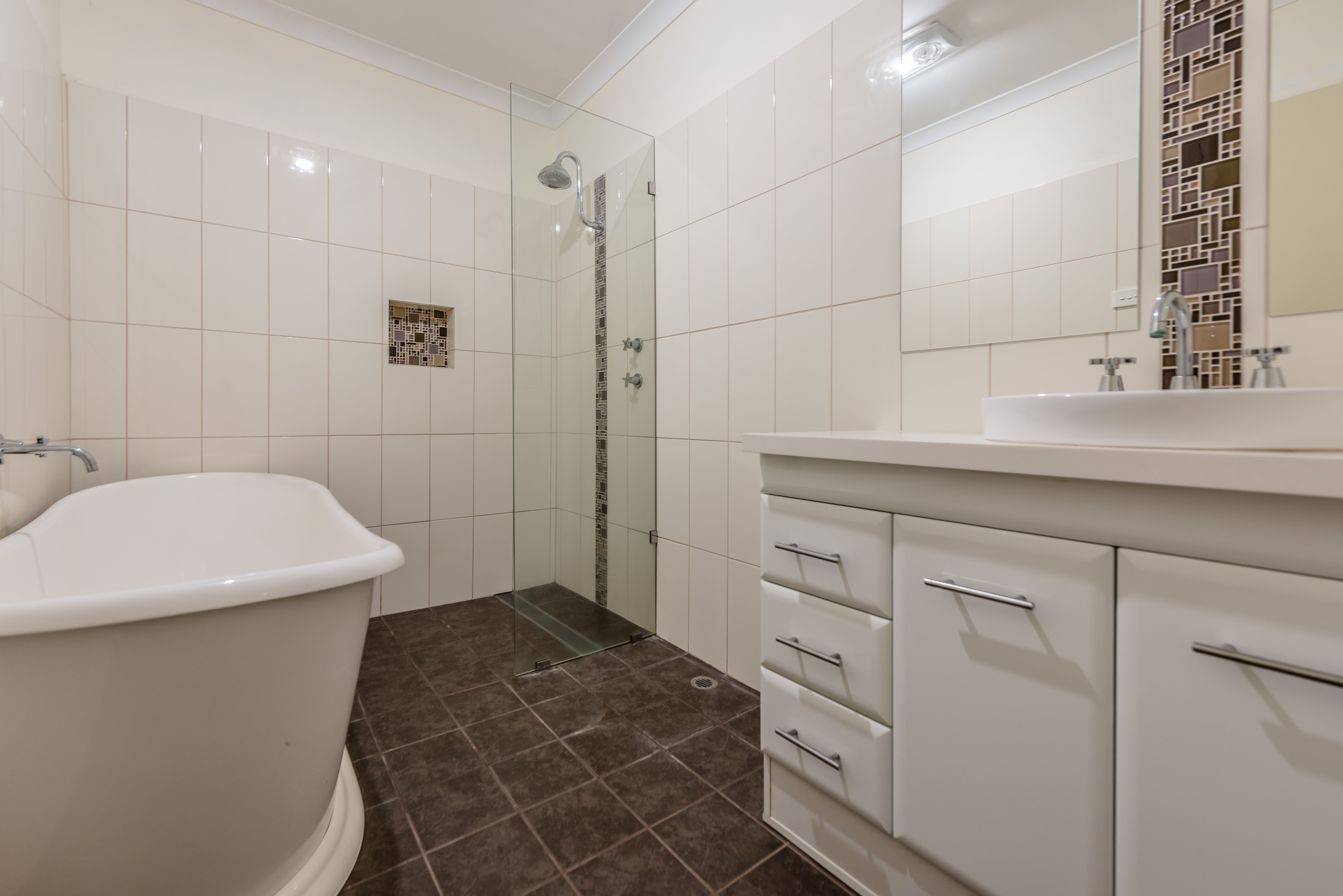 223 Fourth Street, Wonthella, WA 6530