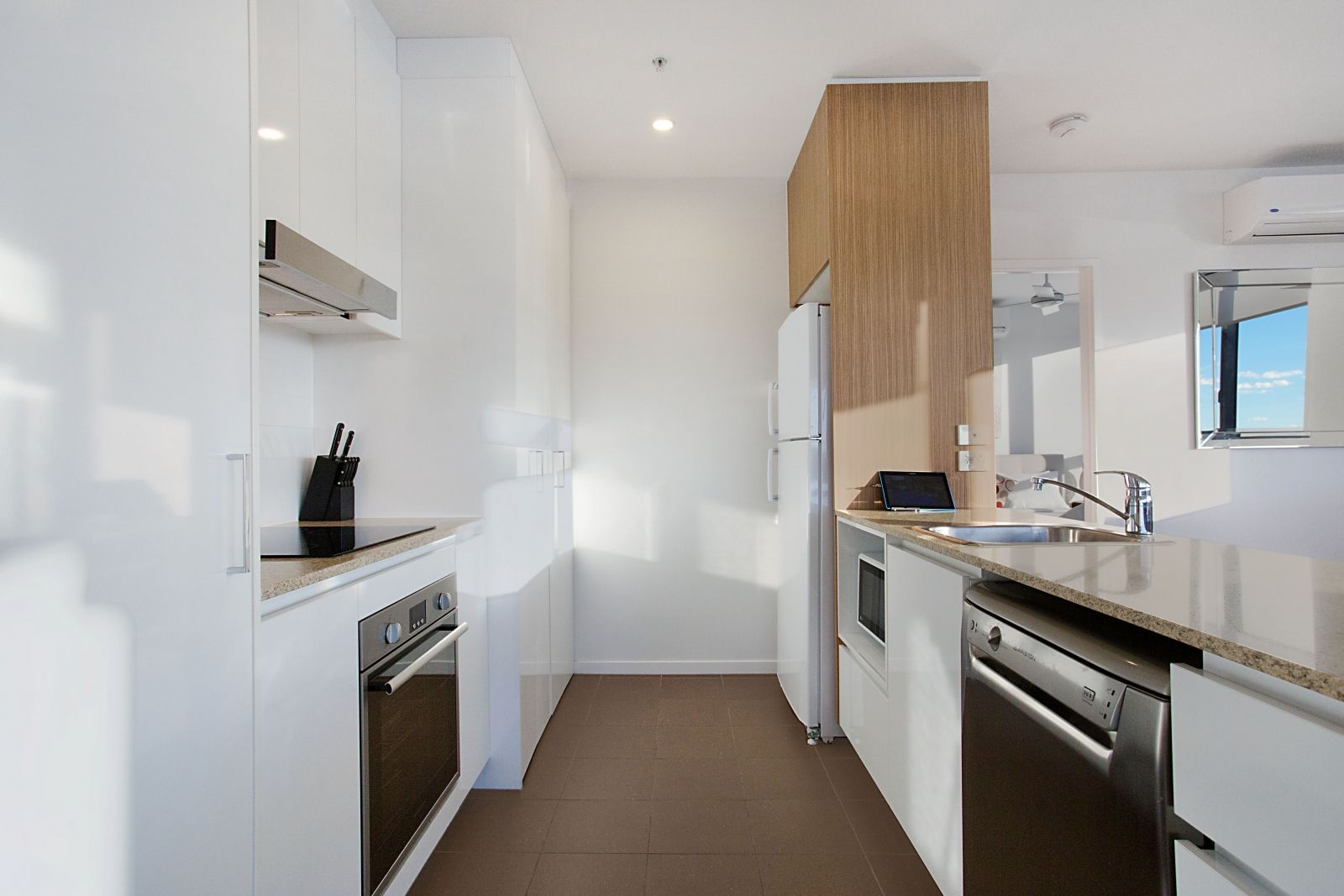 113/2729-2733 Gold Coast Highway, Broadbeach, QLD 4218