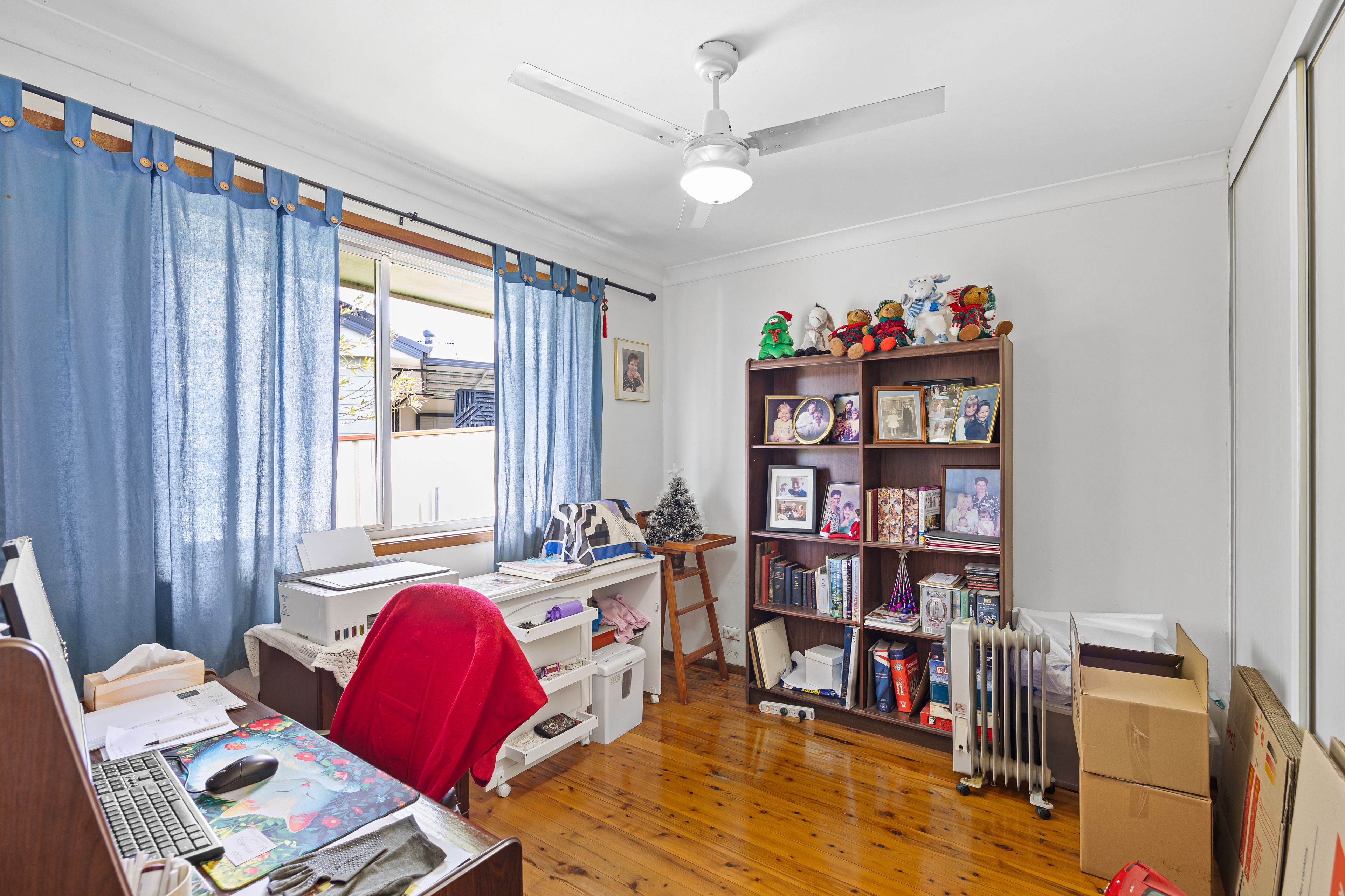 4 McInnes Street — photo 9 of 16