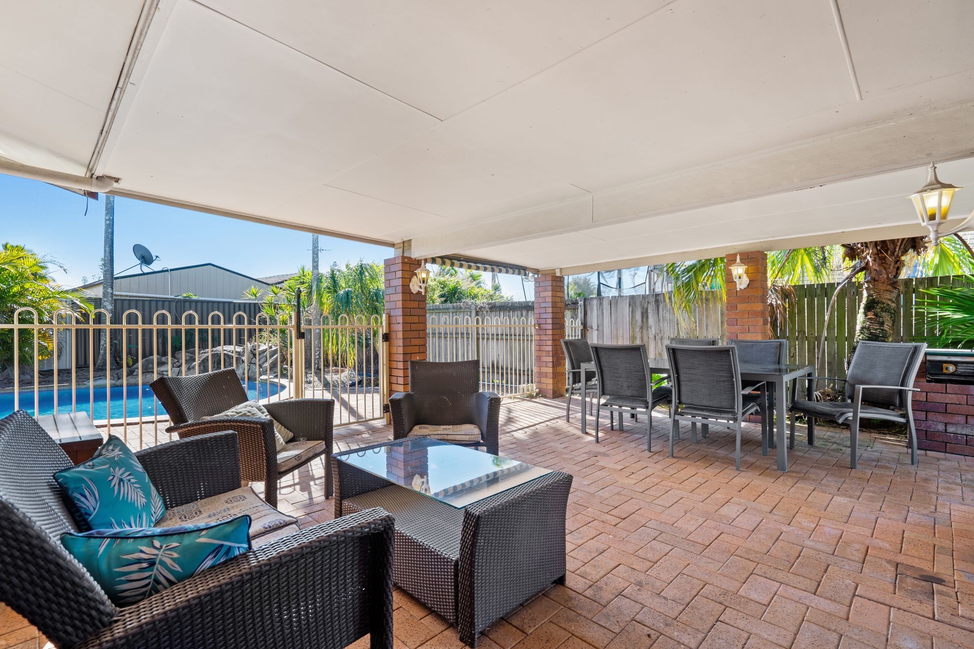 25 Vermont Crescent, Mount Warren Park, QLD 4207