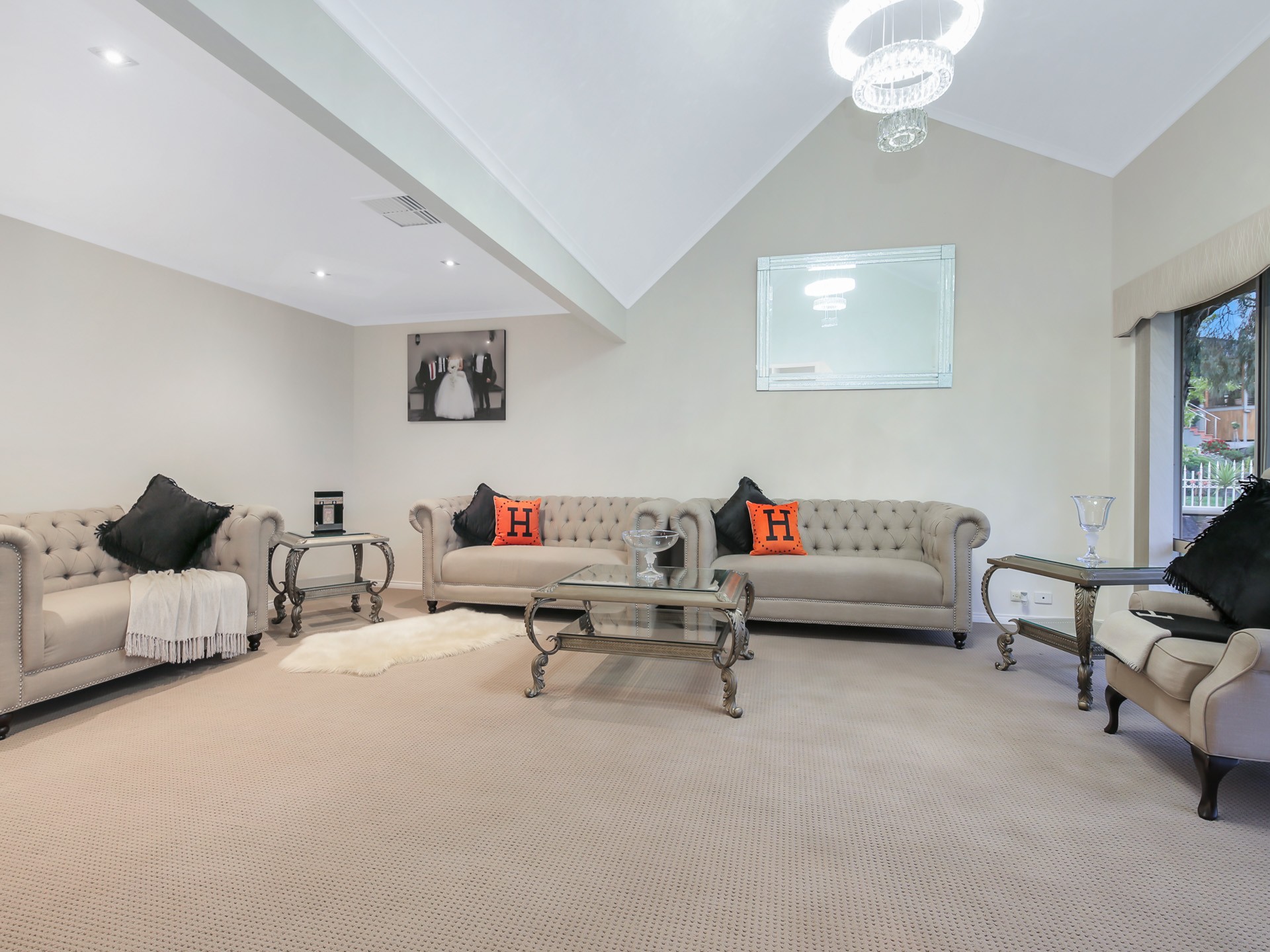 22 Rhonda Close, Endeavour Hills, VIC 3802
