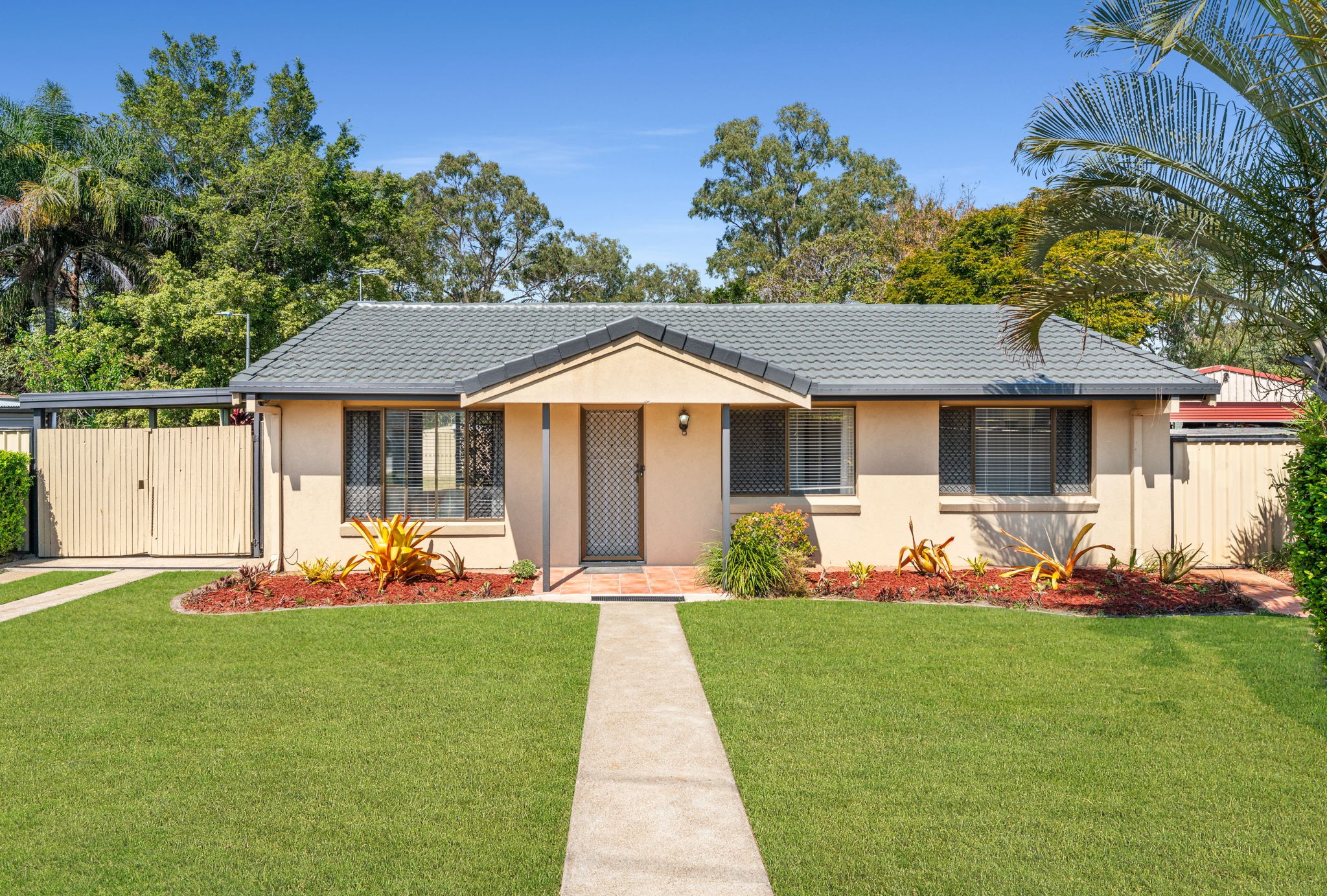 14 Forestwood Street, Crestmead, QLD 4132