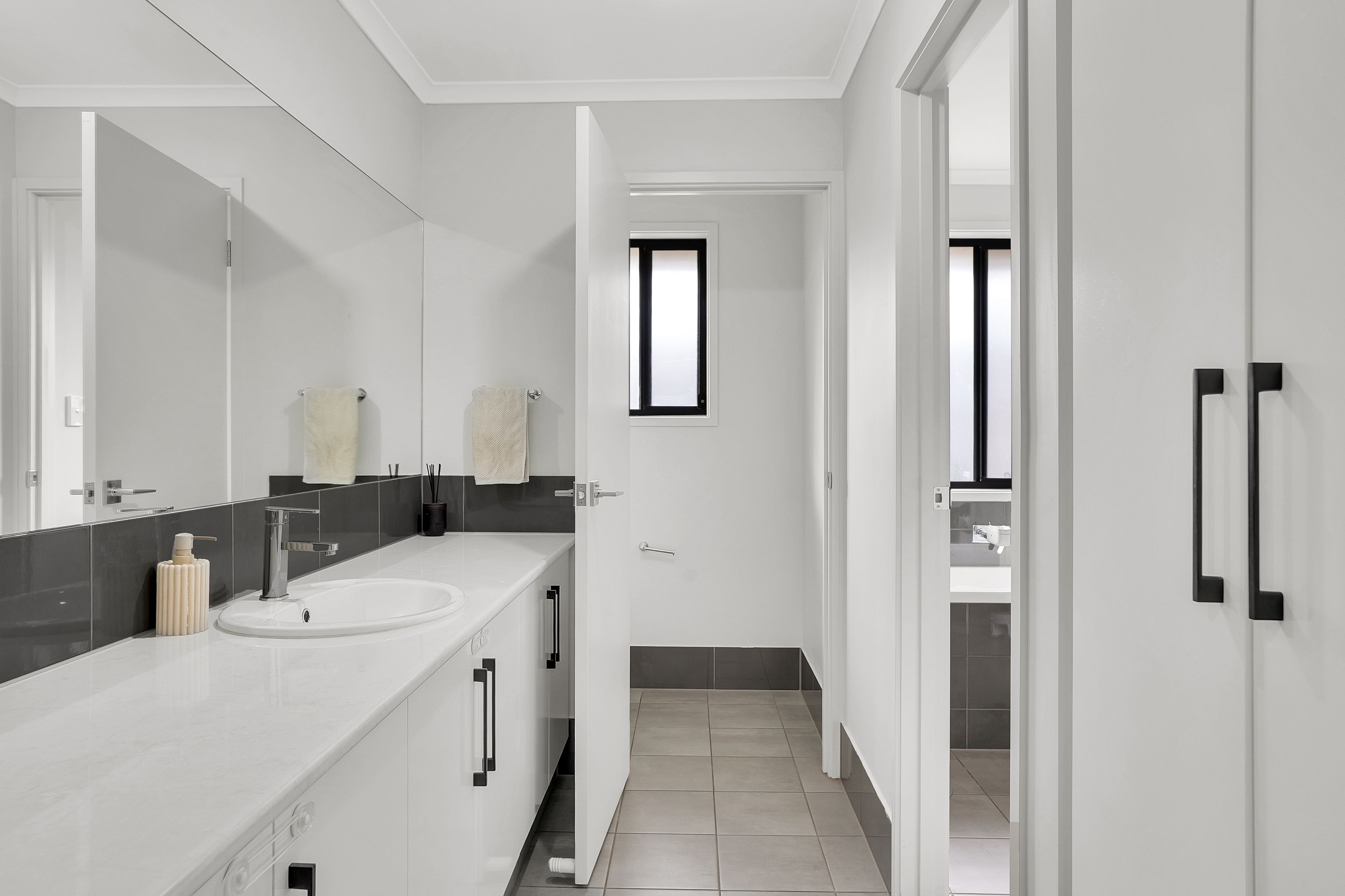 6 Chapel Road — photo 7 of 14