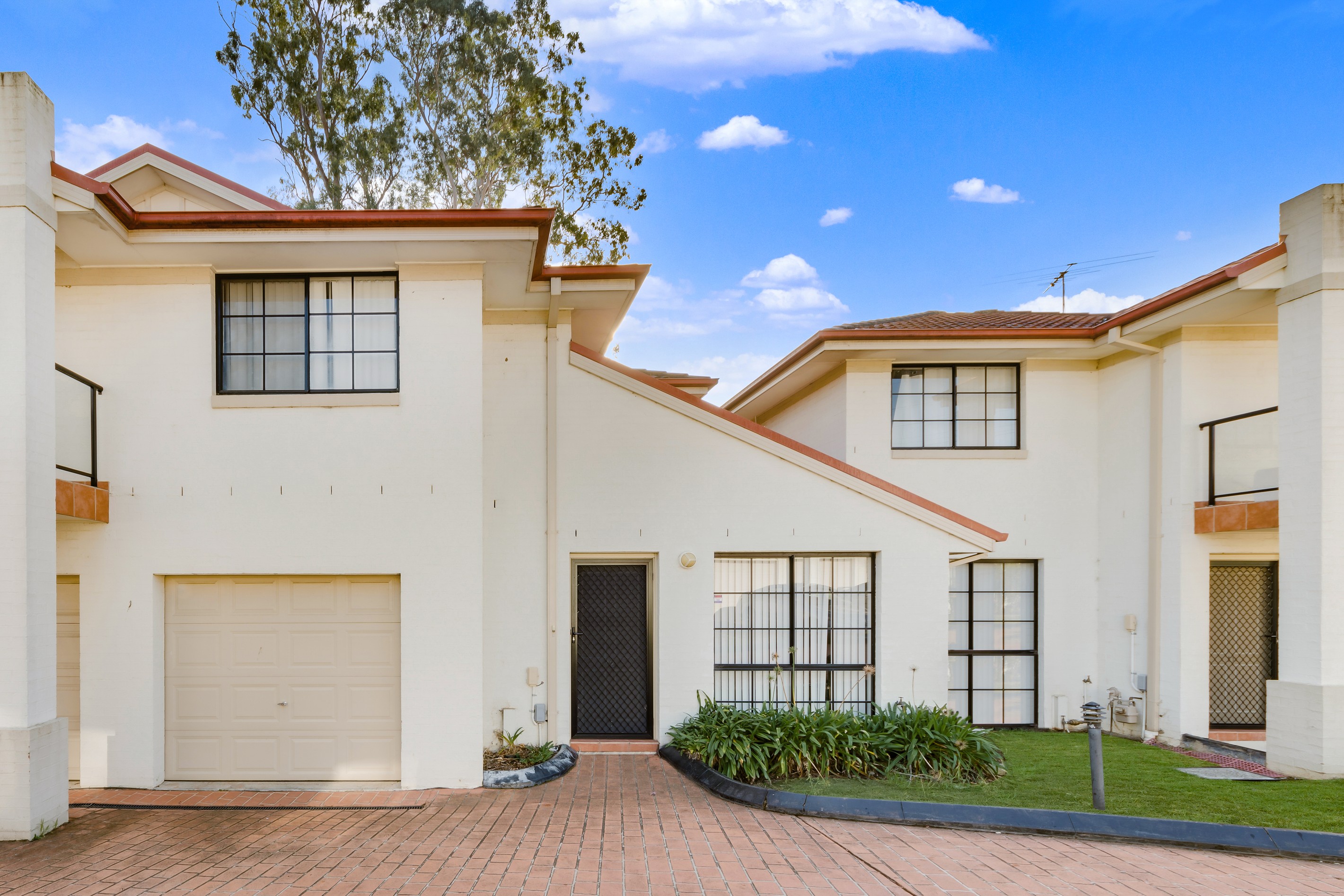 12/2-6 Macquarie Road, Ingleburn, NSW 2565