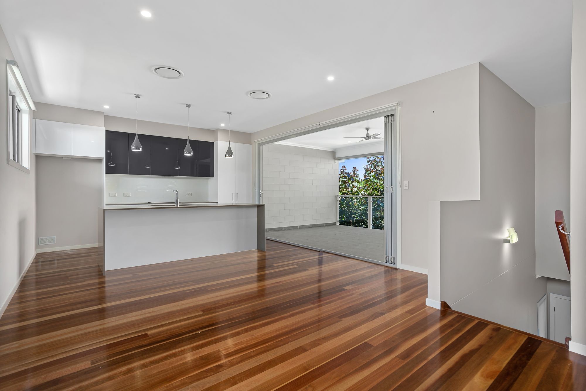 2/143 Watson Street, Camp Hill, QLD 4152