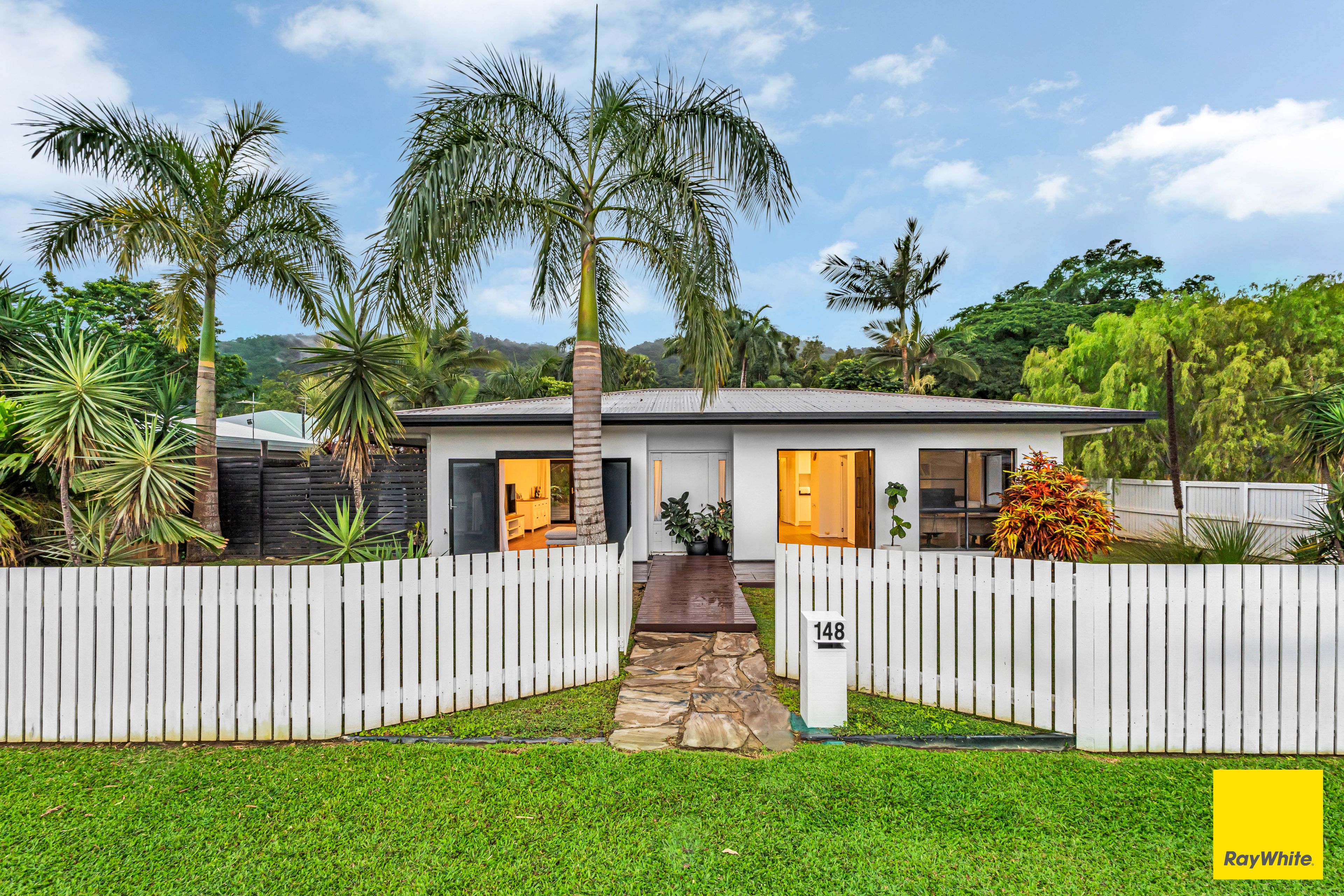 148 Woodward Street, Edge Hill, QLD 4870