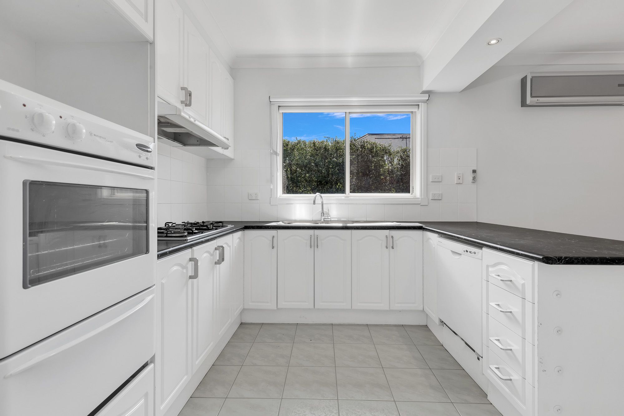 82 Kingston Boulevard, Hoppers Crossing, VIC 3029