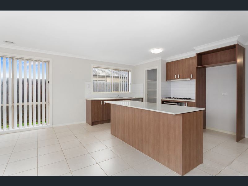 20 Raven Court, Pakenham, VIC 3810