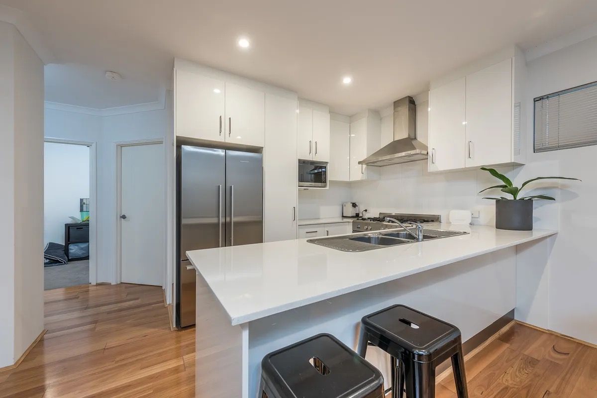 2/154 Edward Street — photo 7 of 13