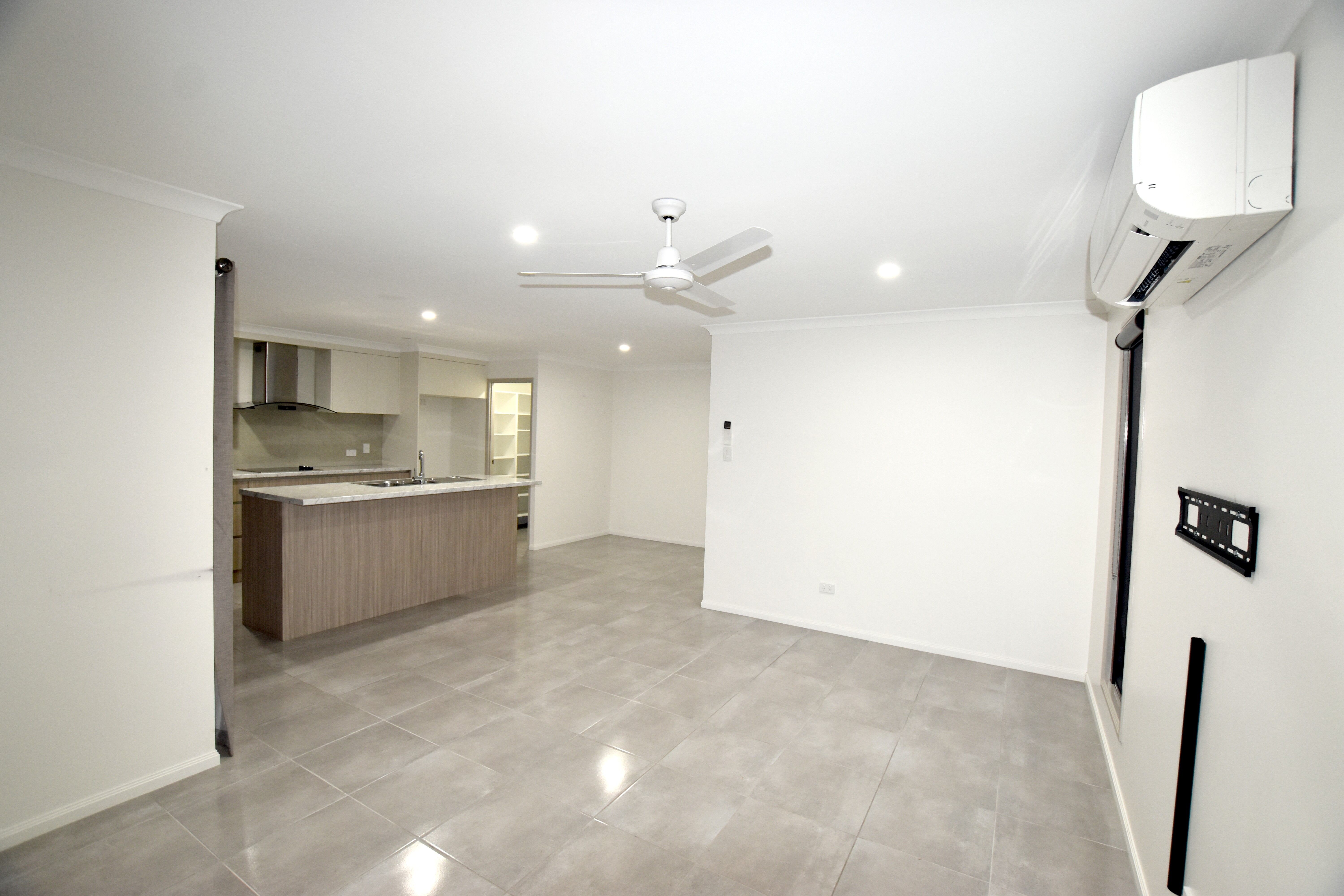 4 Blackbraes Court, New Auckland, QLD 4680