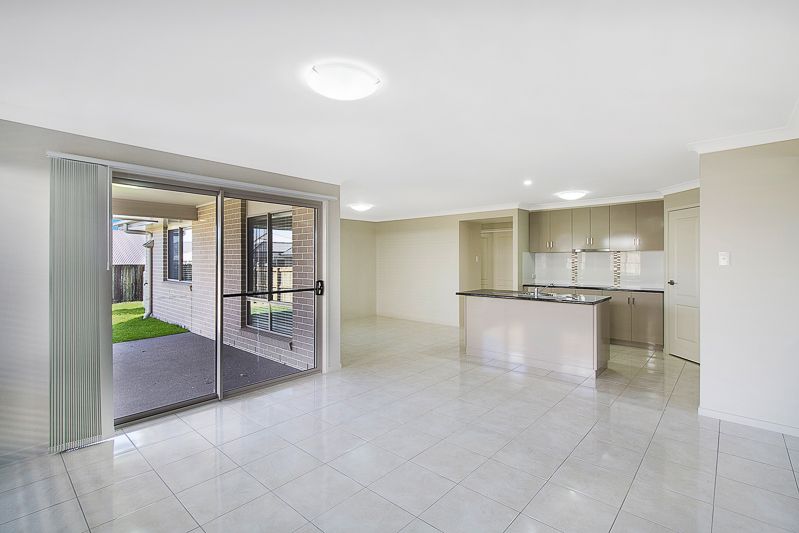 38 Shelby Street, Glenvale, QLD 4350